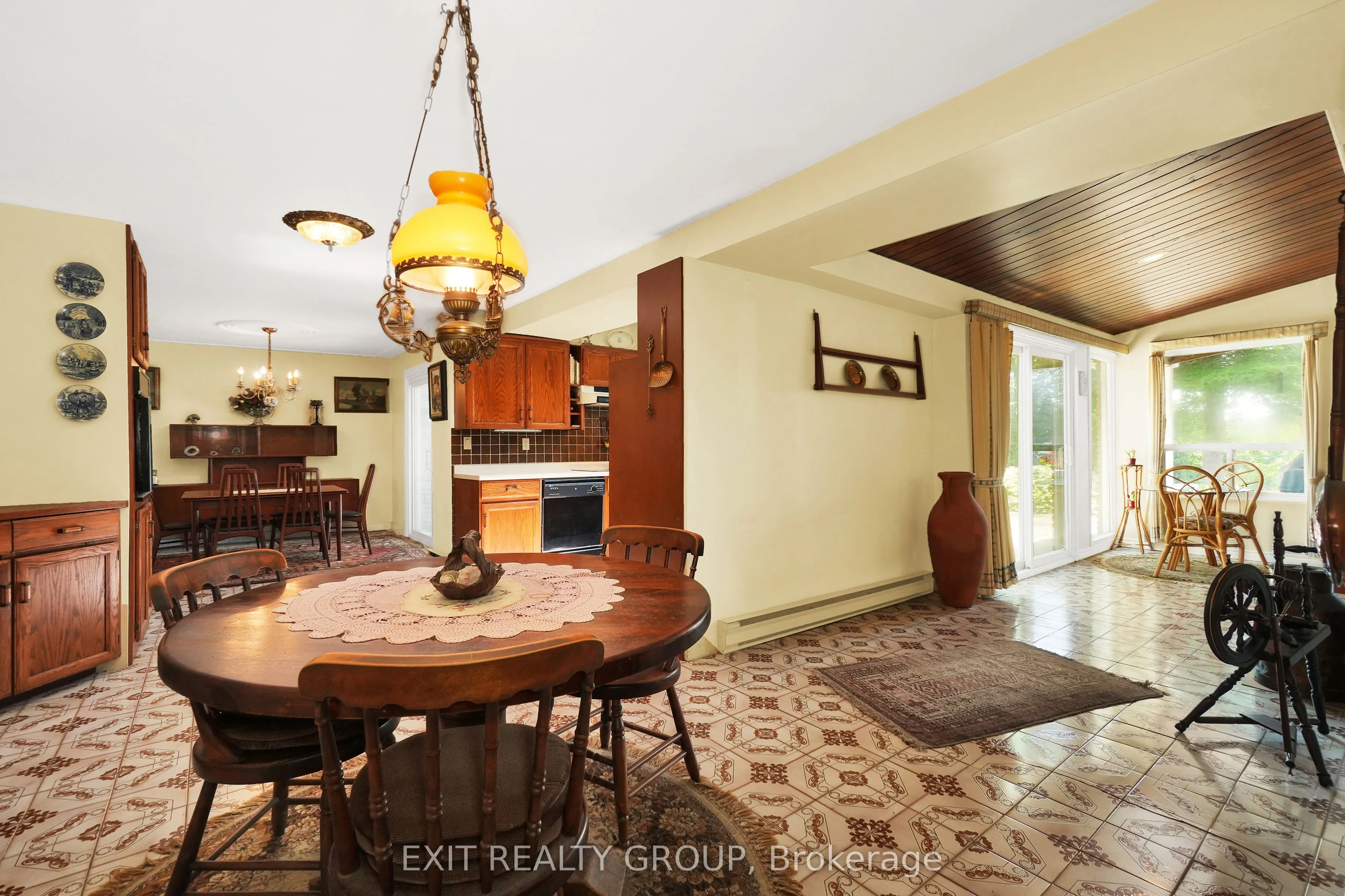 1249 GLEN MILLER Road