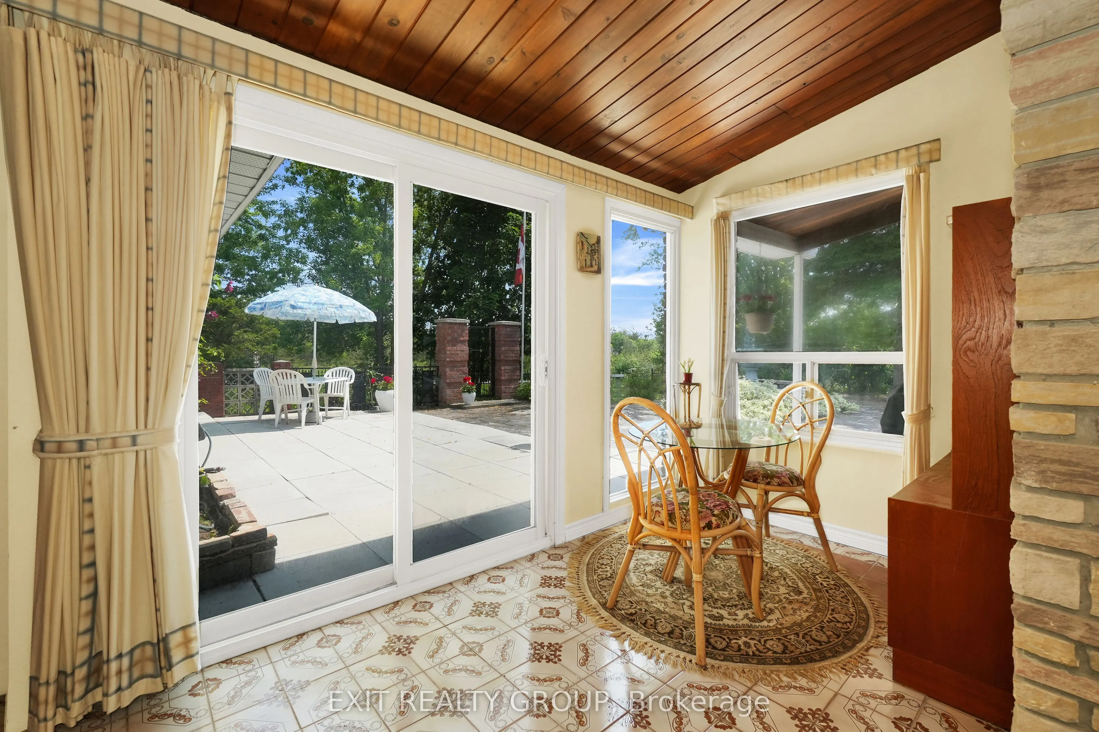 1249 GLEN MILLER Road
