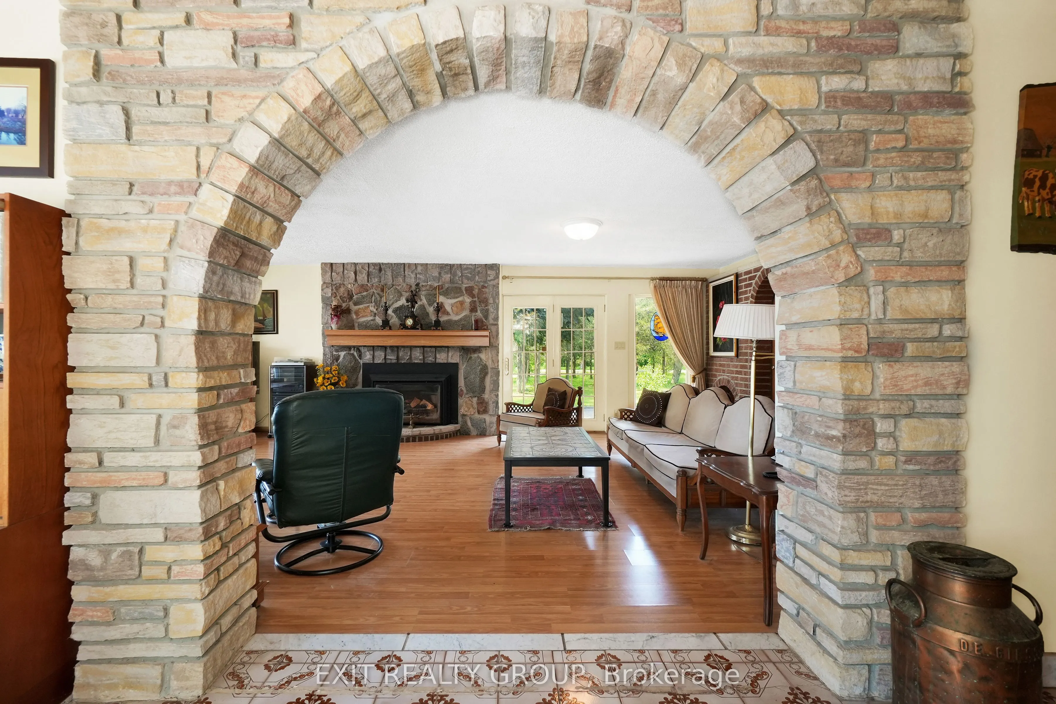 1249 GLEN MILLER Road