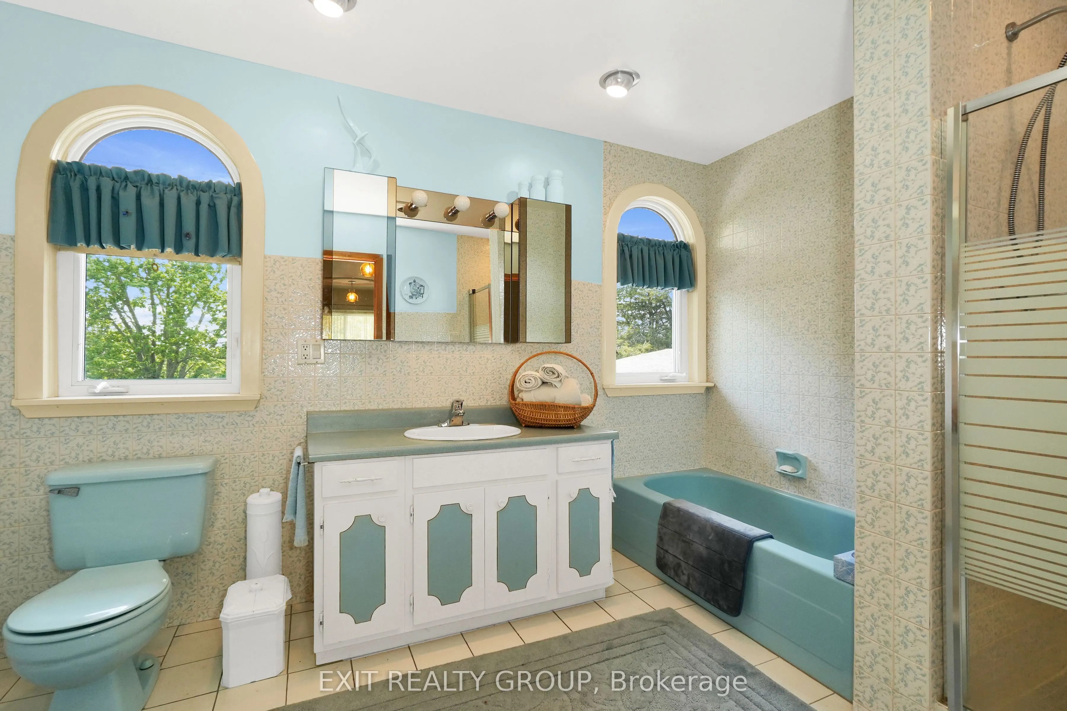 1249 GLEN MILLER Road