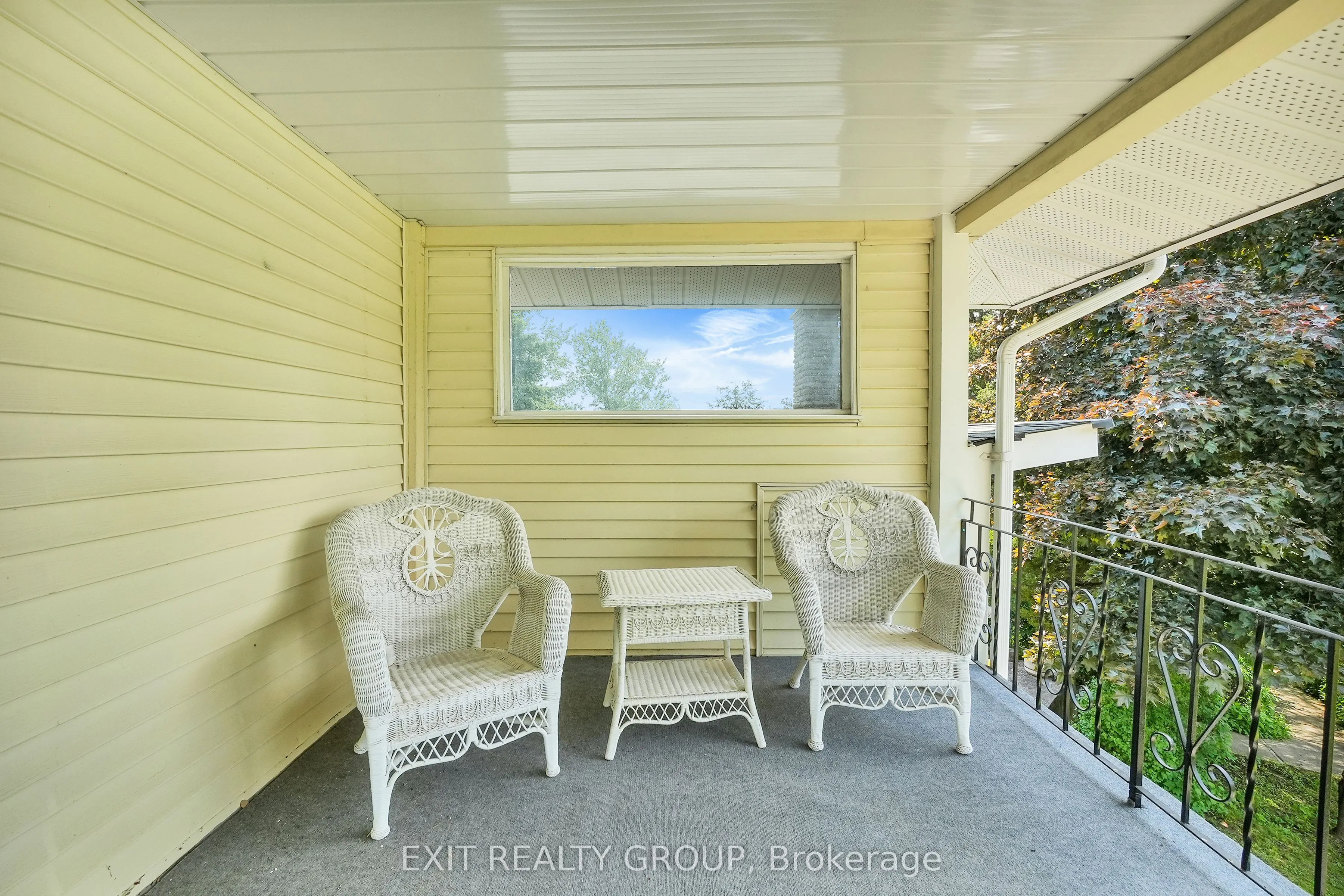 1249 GLEN MILLER Road
