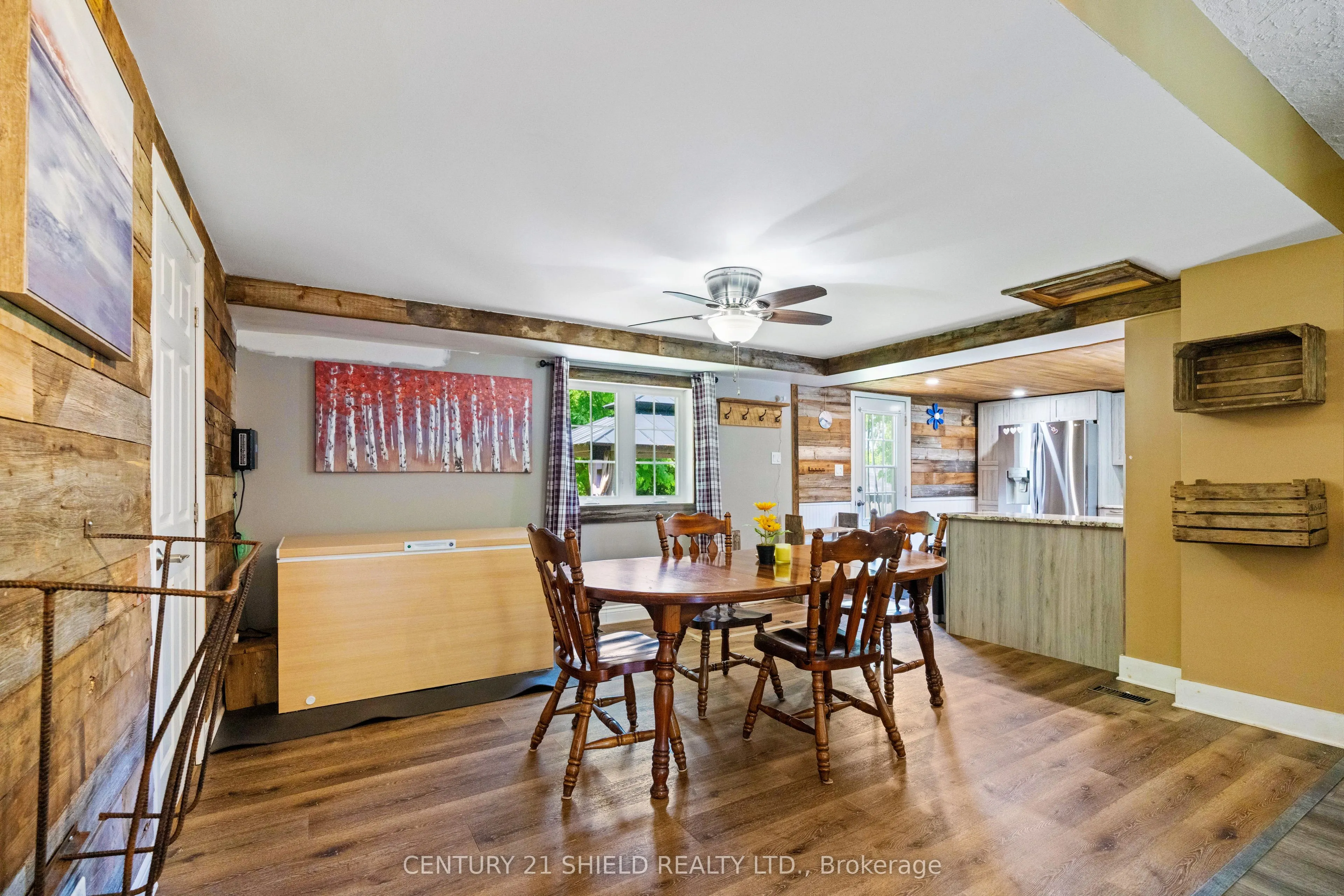 23 Mechanic Street E