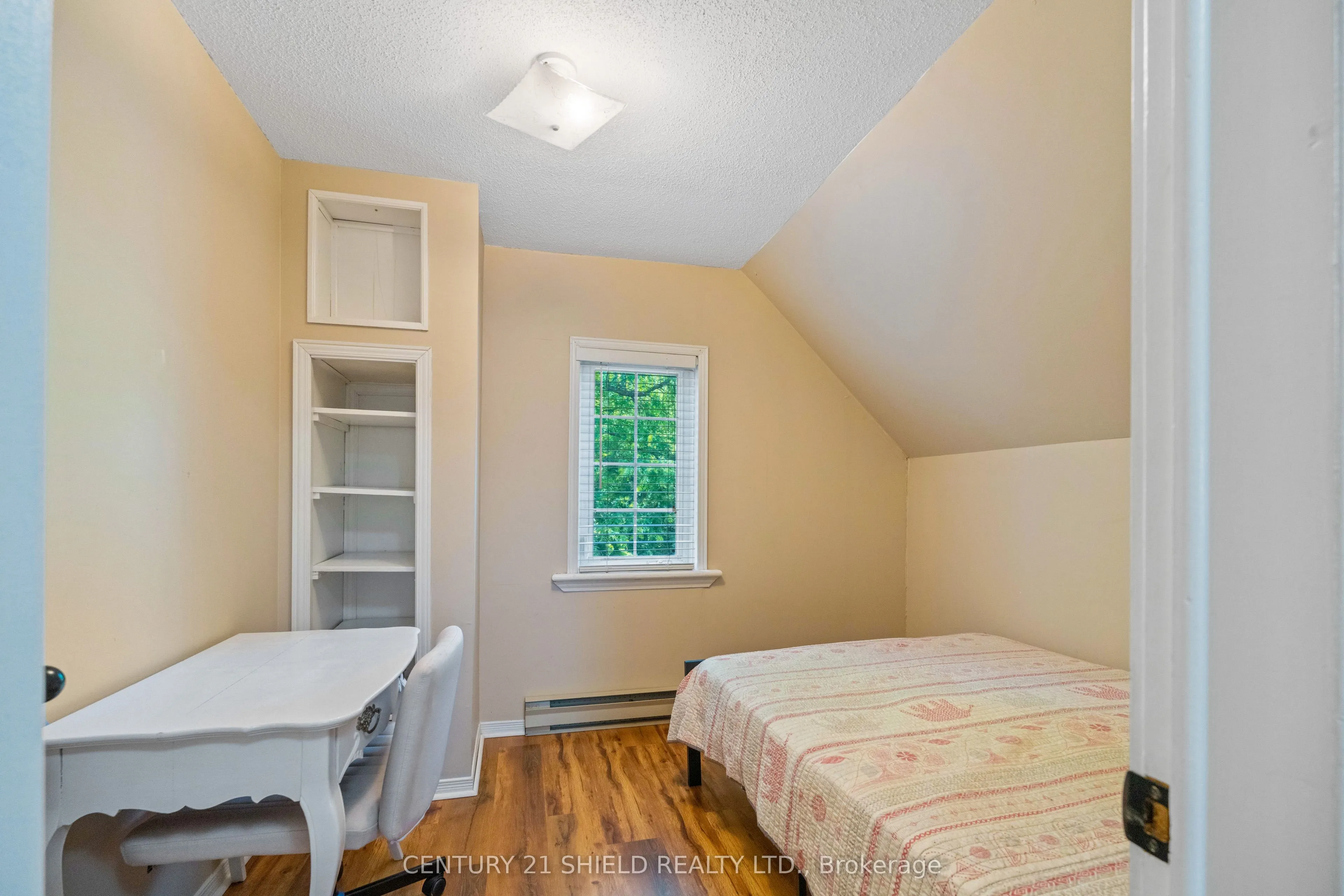 23 Mechanic Street E