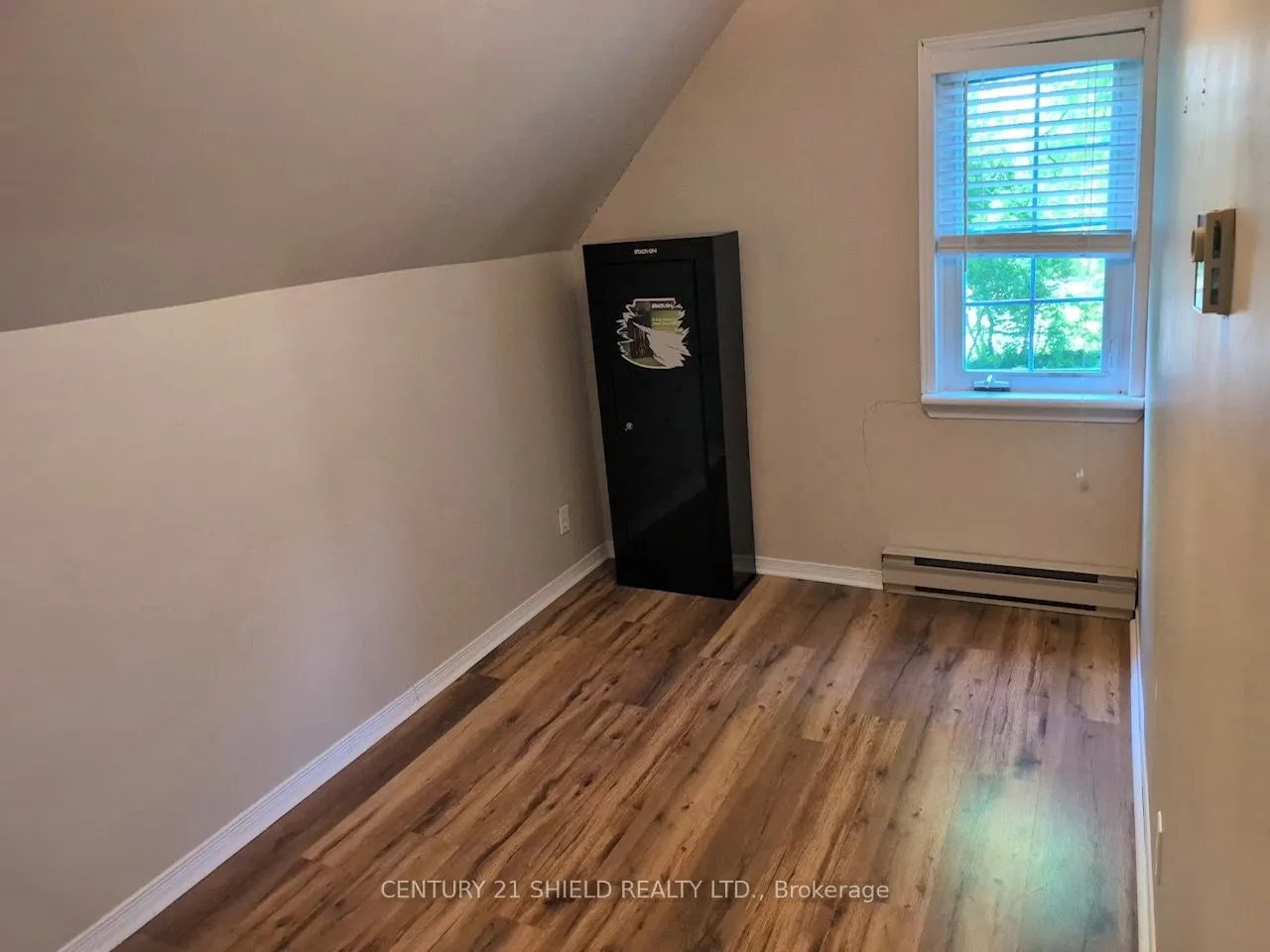 23 Mechanic Street E
