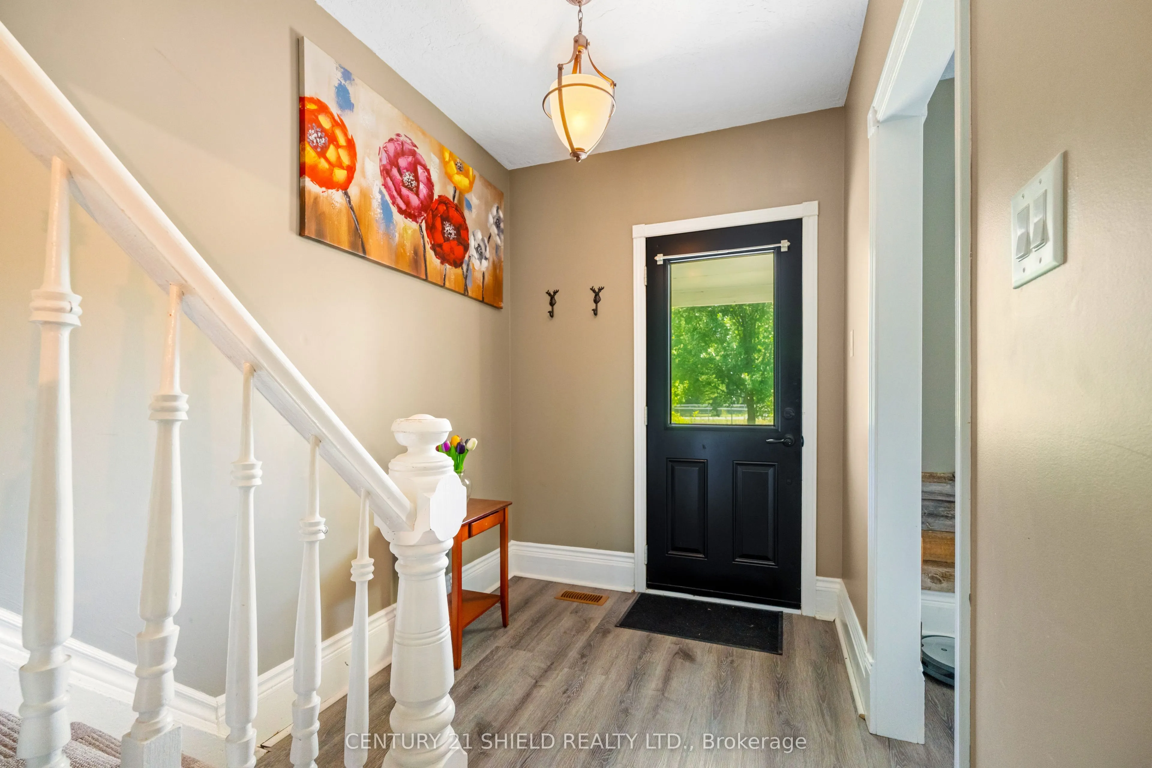 23 Mechanic Street E