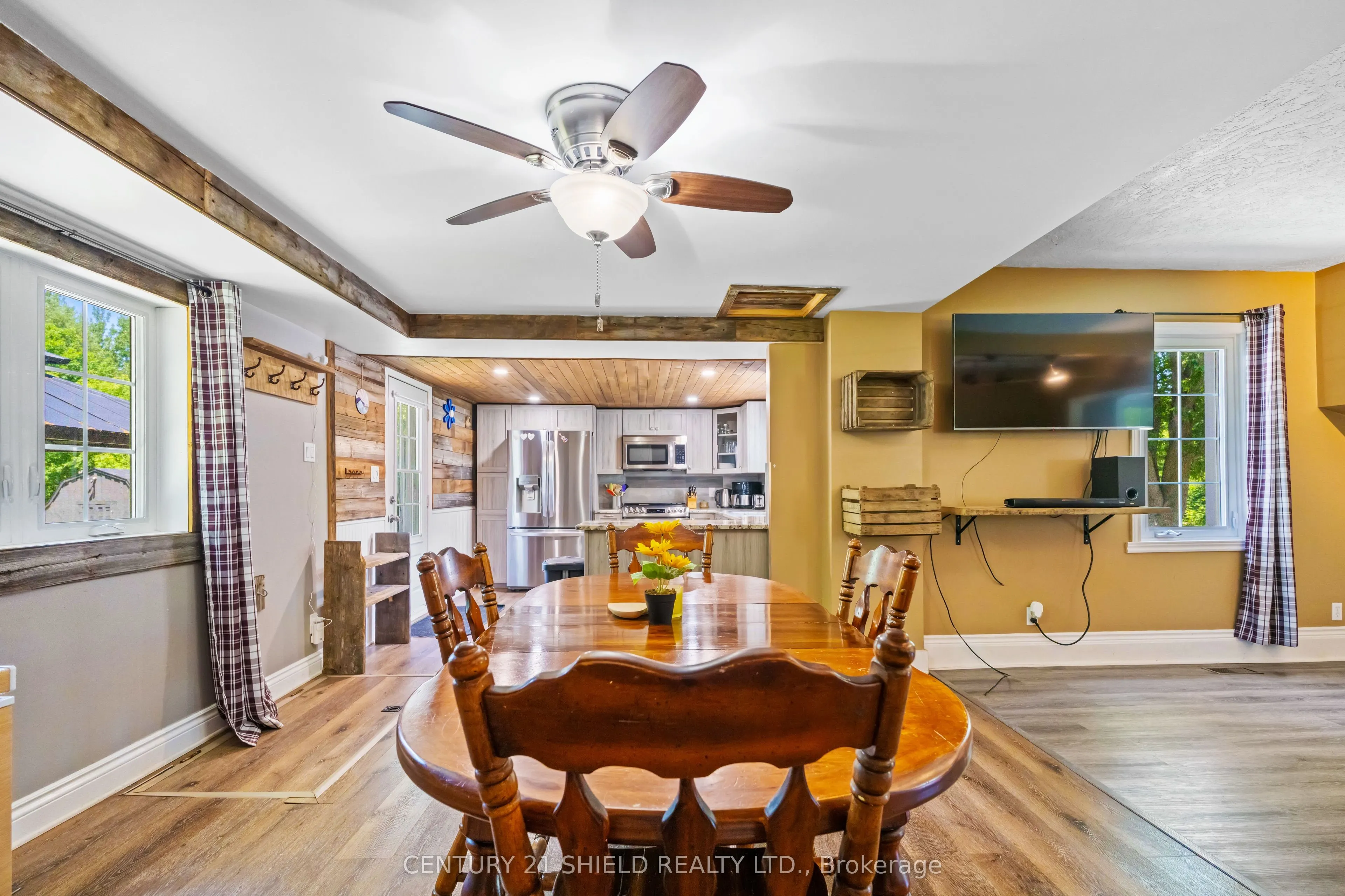 23 Mechanic Street E