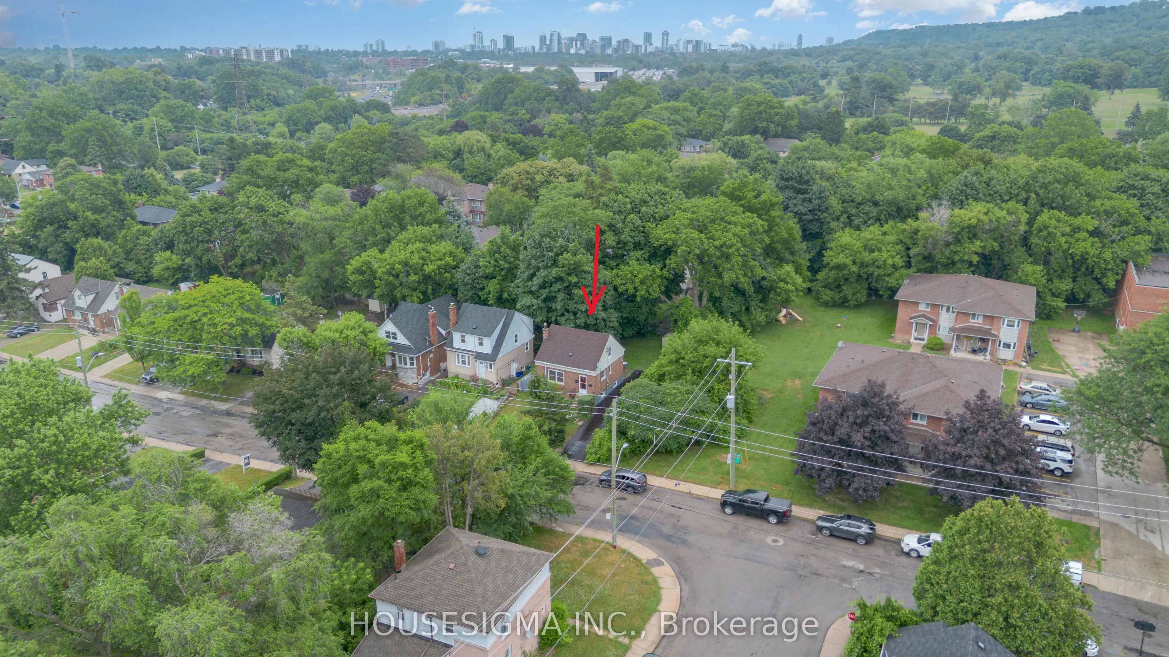 225 Bowman Street