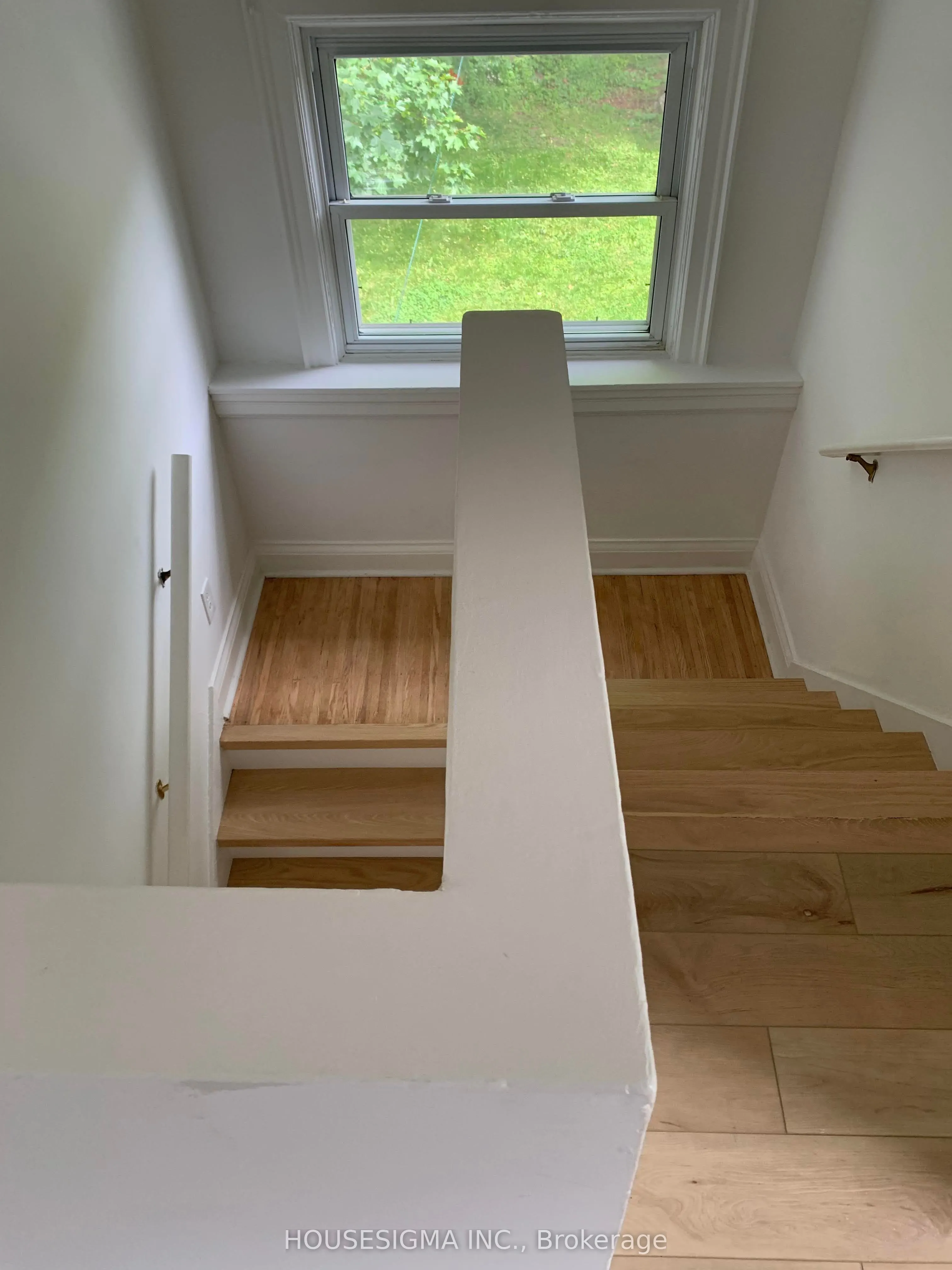 225 Bowman Street