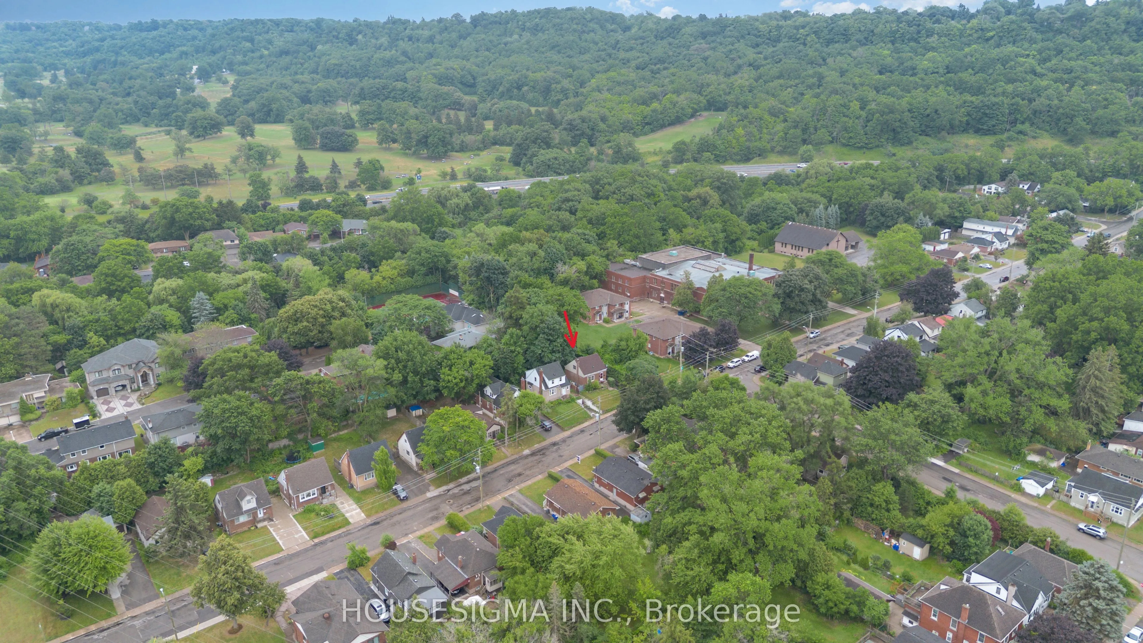 225 Bowman Street