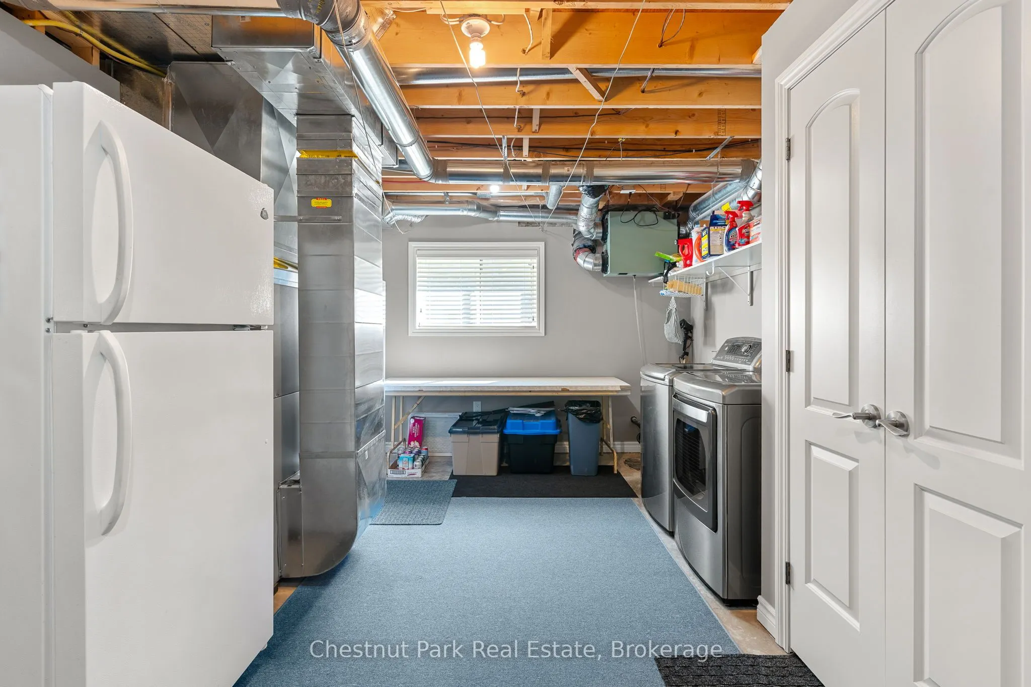 207 2nd Street W