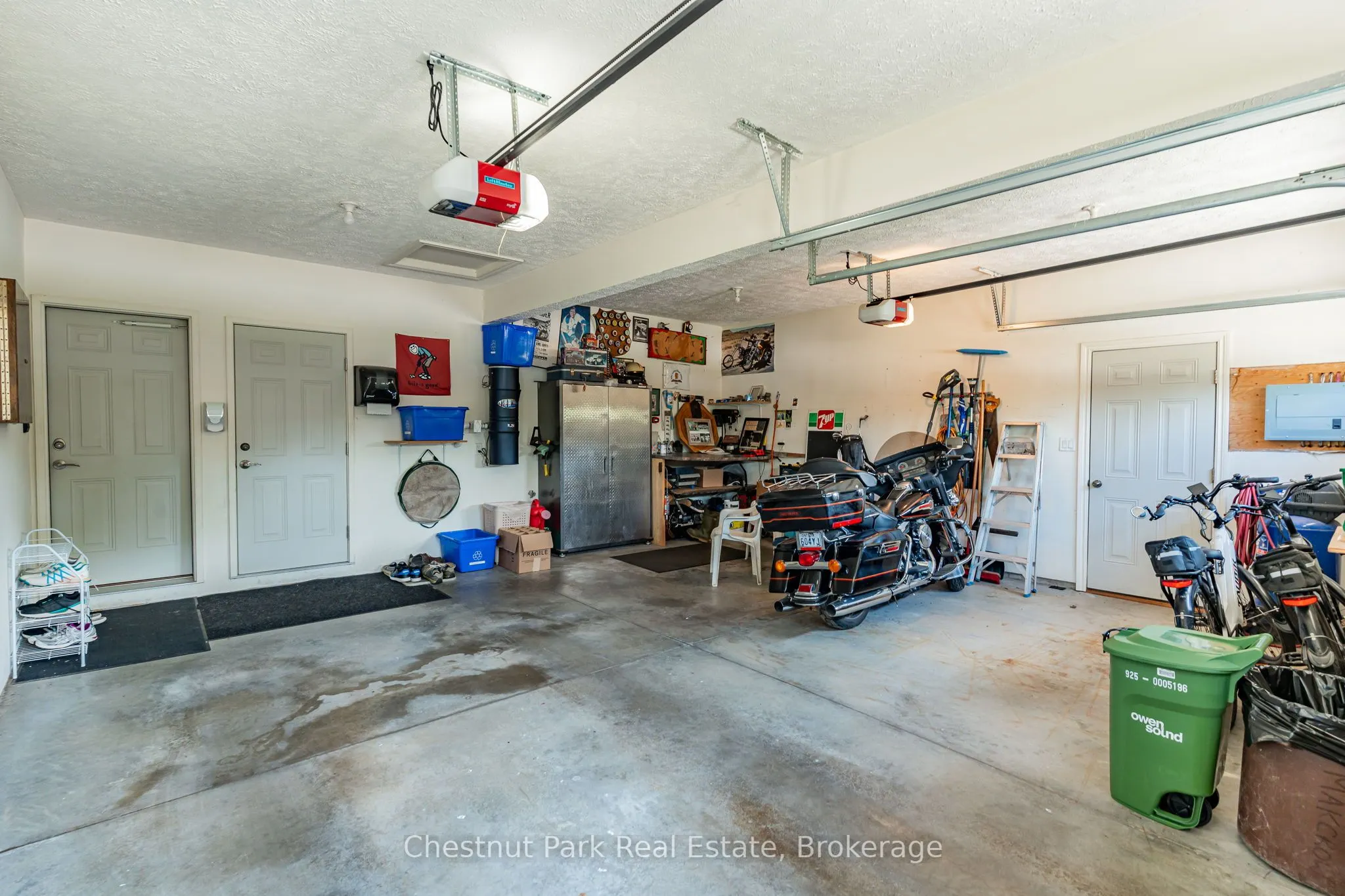207 2nd Street W