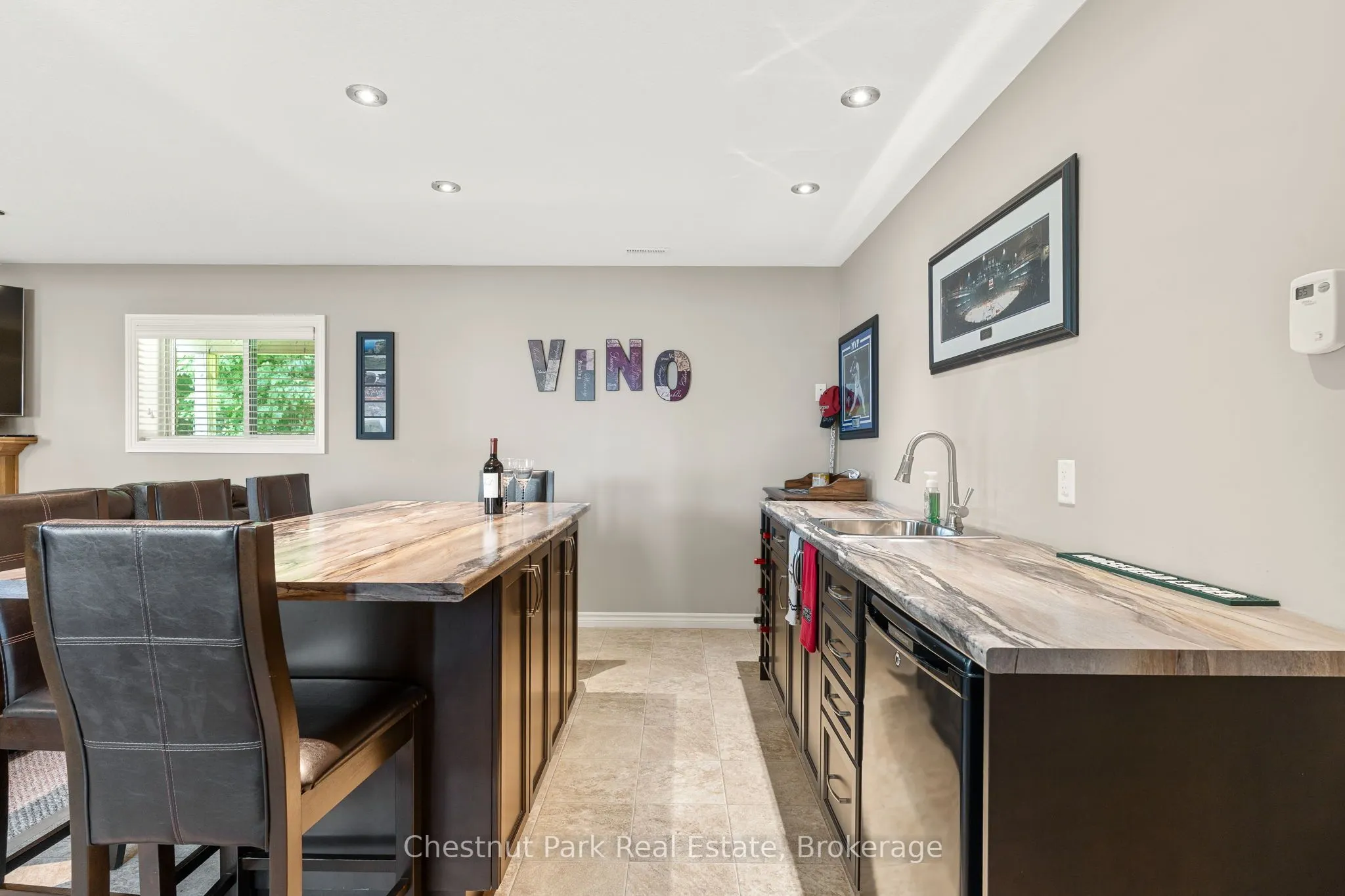207 2nd Street W