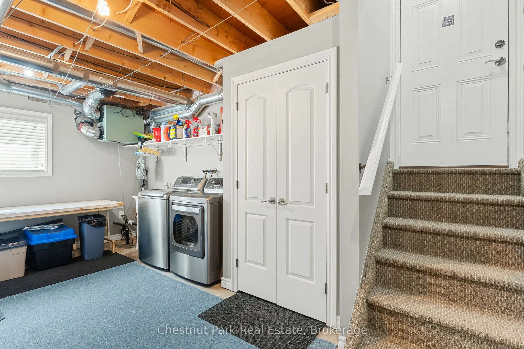 207 2nd Street W