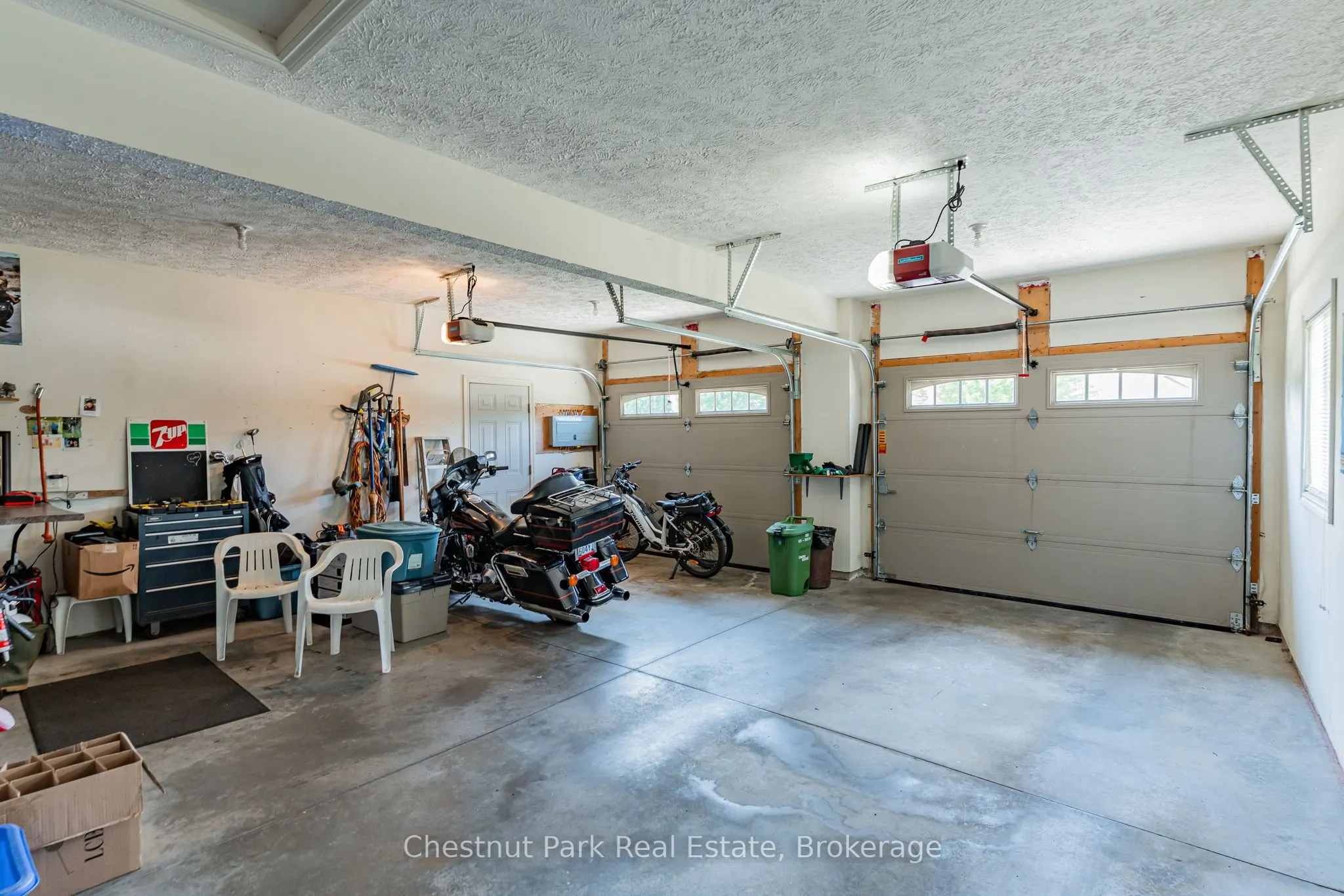 207 2nd Street W