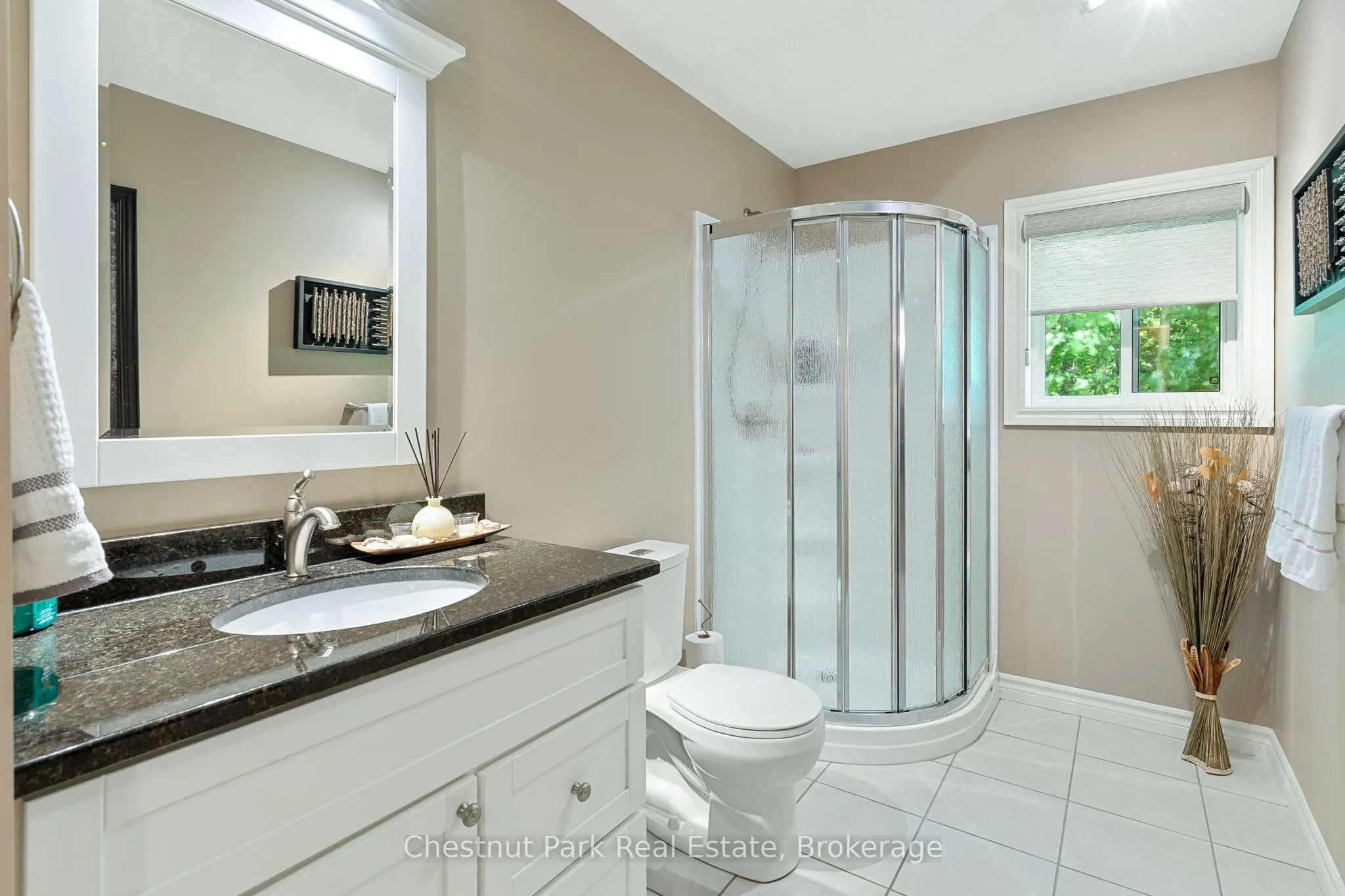 207 2nd Street W