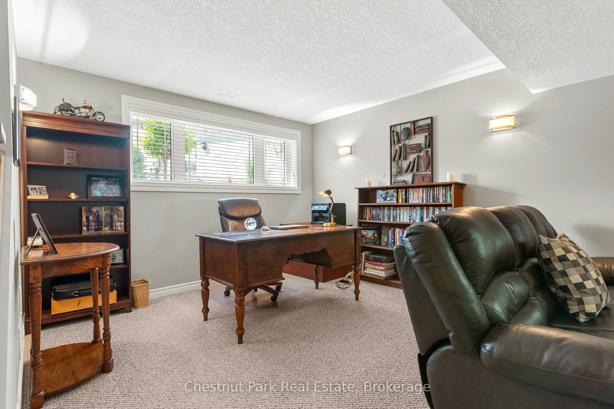 207 2nd Street W