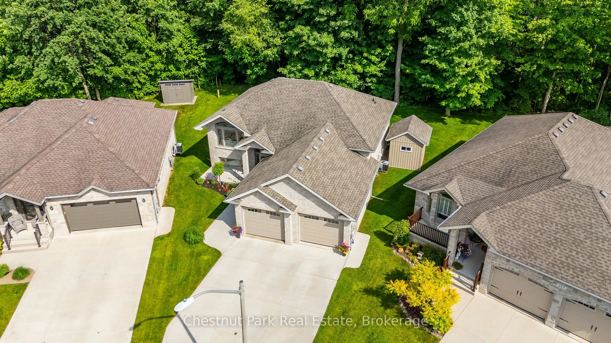 207 2nd Street W