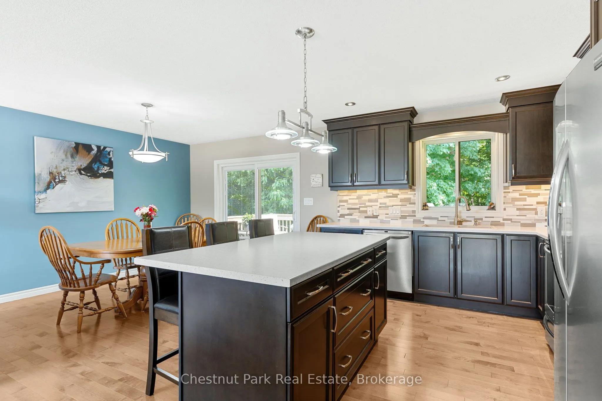 207 2nd Street W