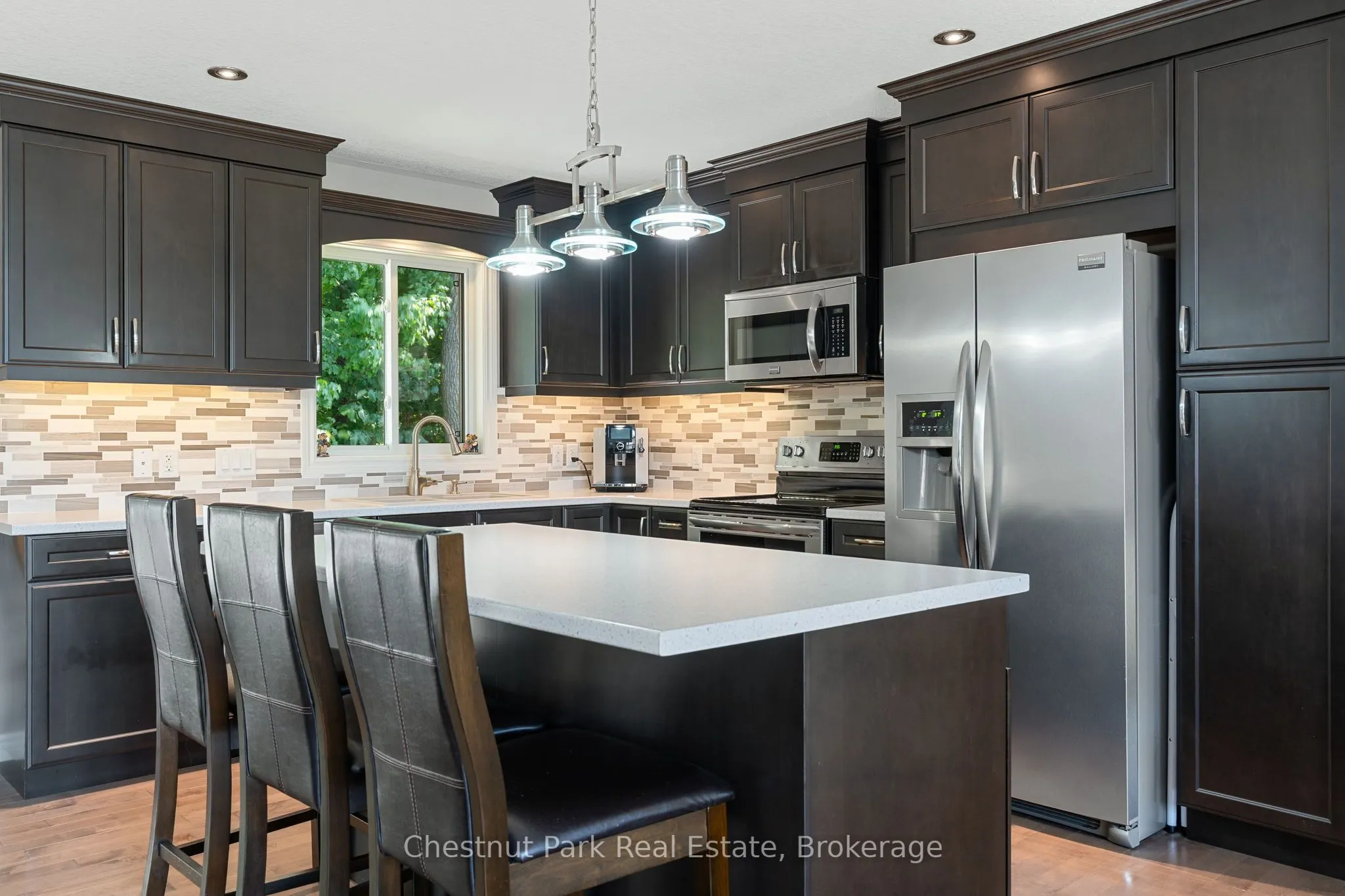 207 2nd Street W