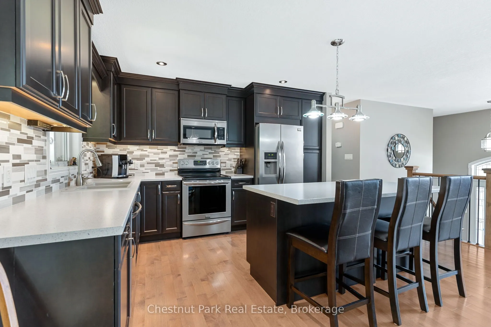 207 2nd Street W
