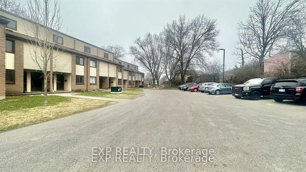 1200 Courtland Avenue E, #44