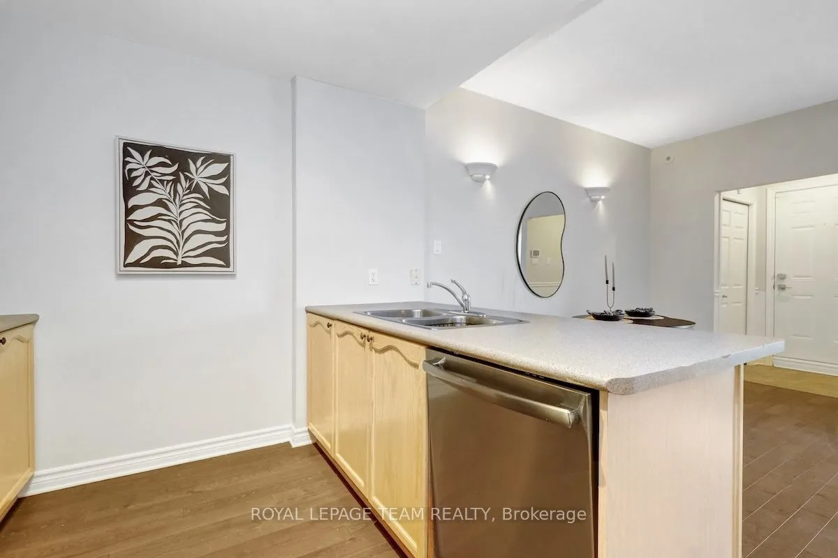 221 Crestway Drive, #C
