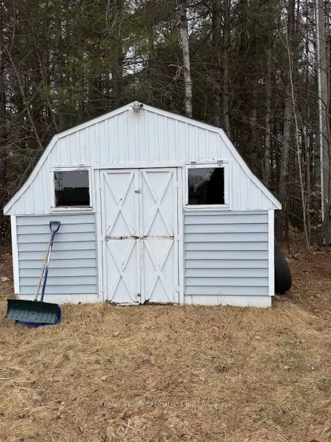 16 Stimears Lake Road