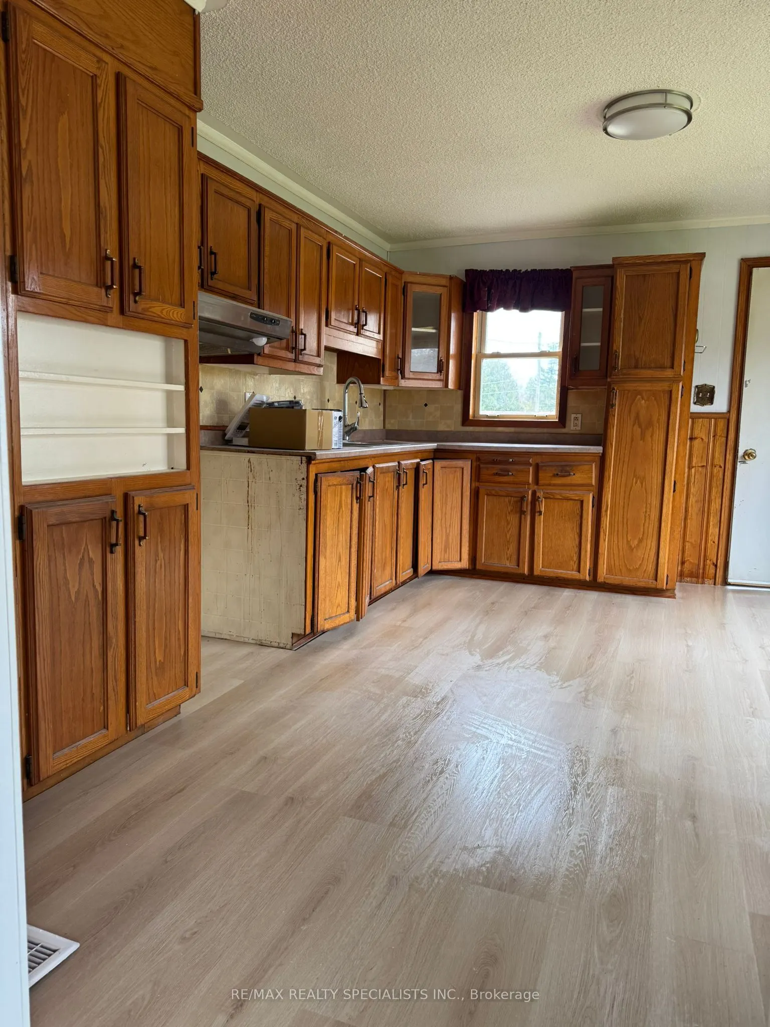 16 Stimears Lake Road