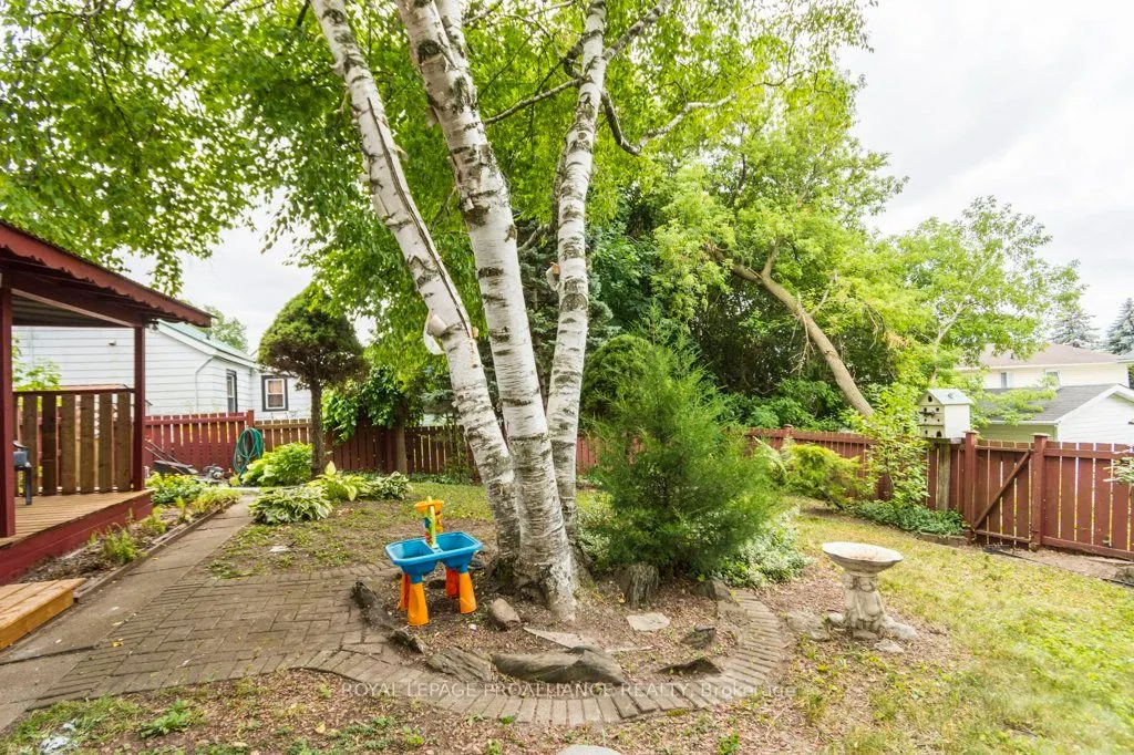 66 Kerr Crescent
