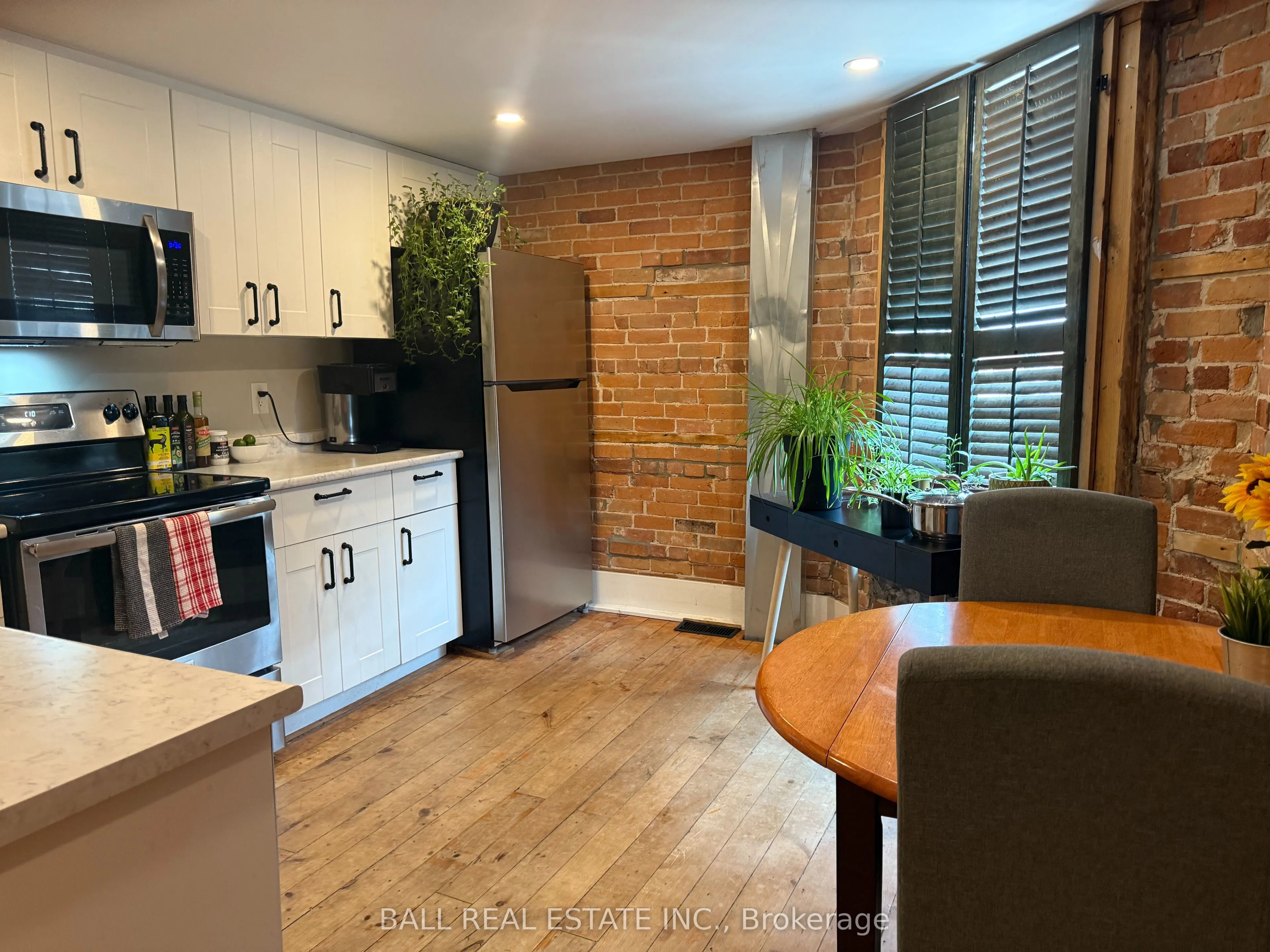 73 Queen Street, #Loft