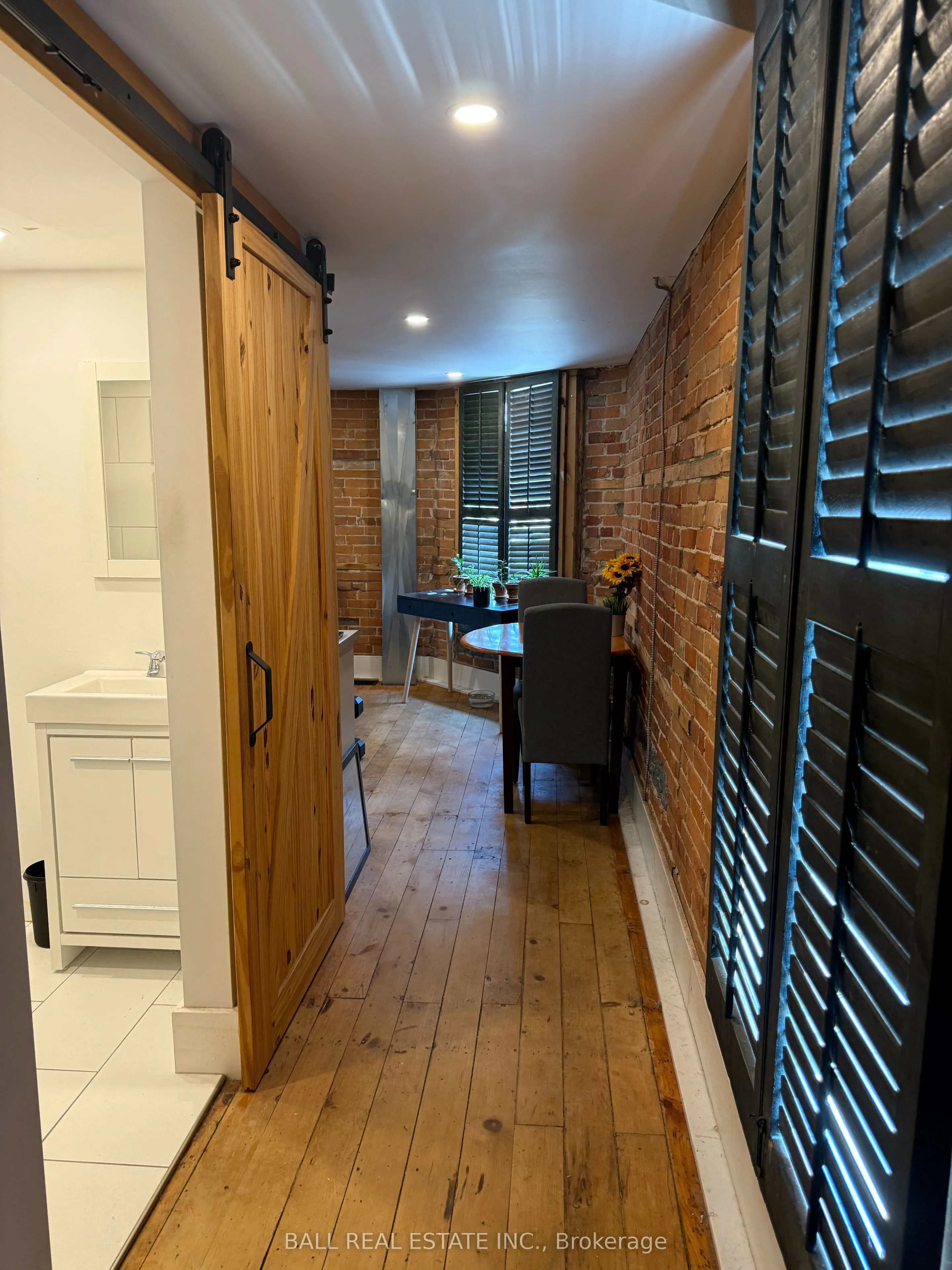 73 Queen Street, #Loft