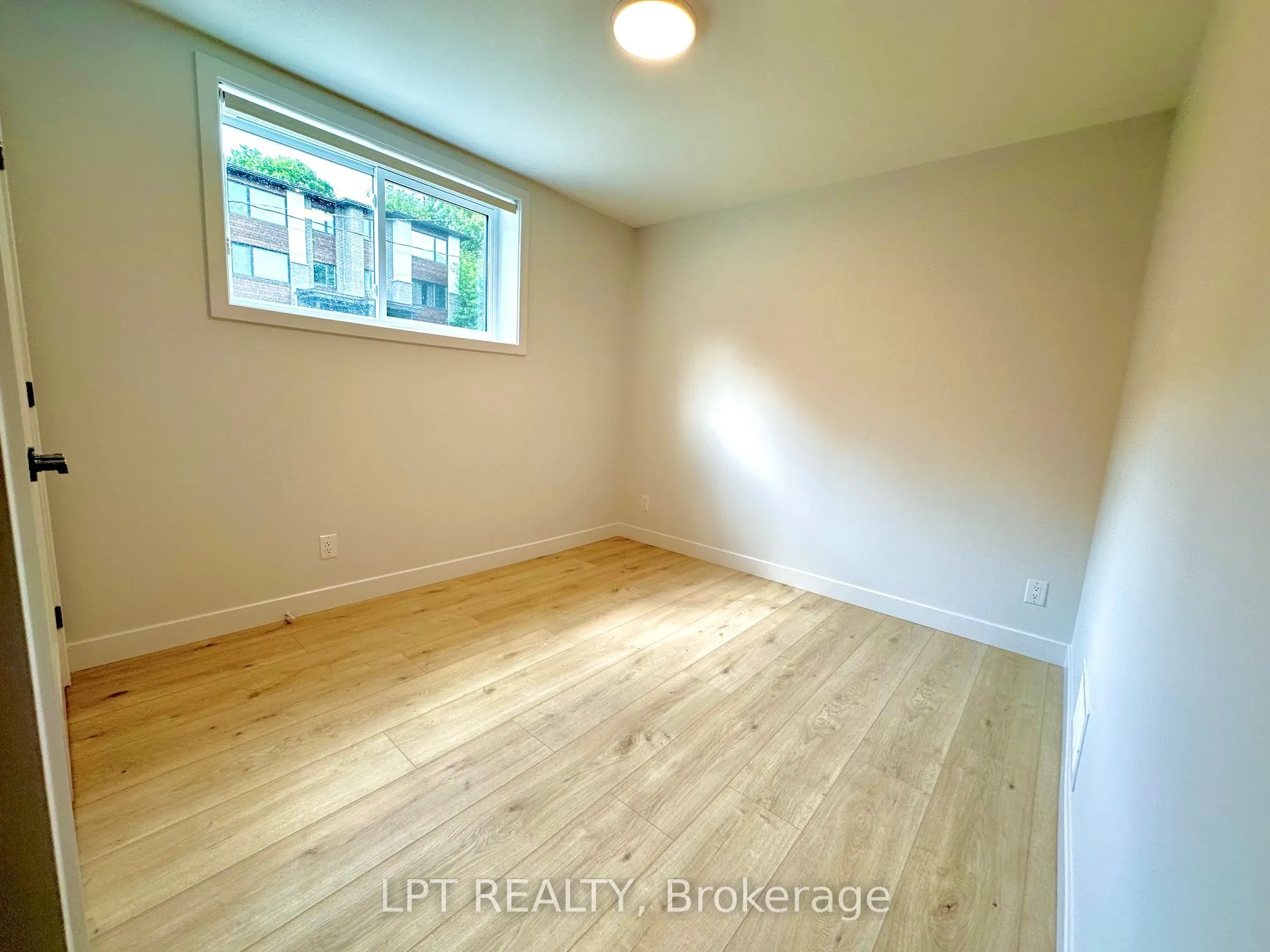 254 GARNEAU Street, #1