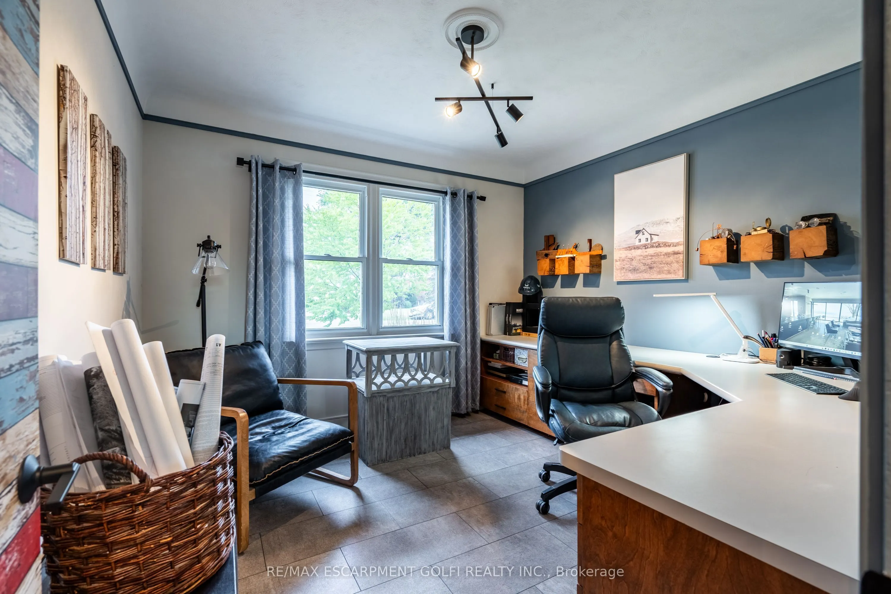 62 Glenview Drive