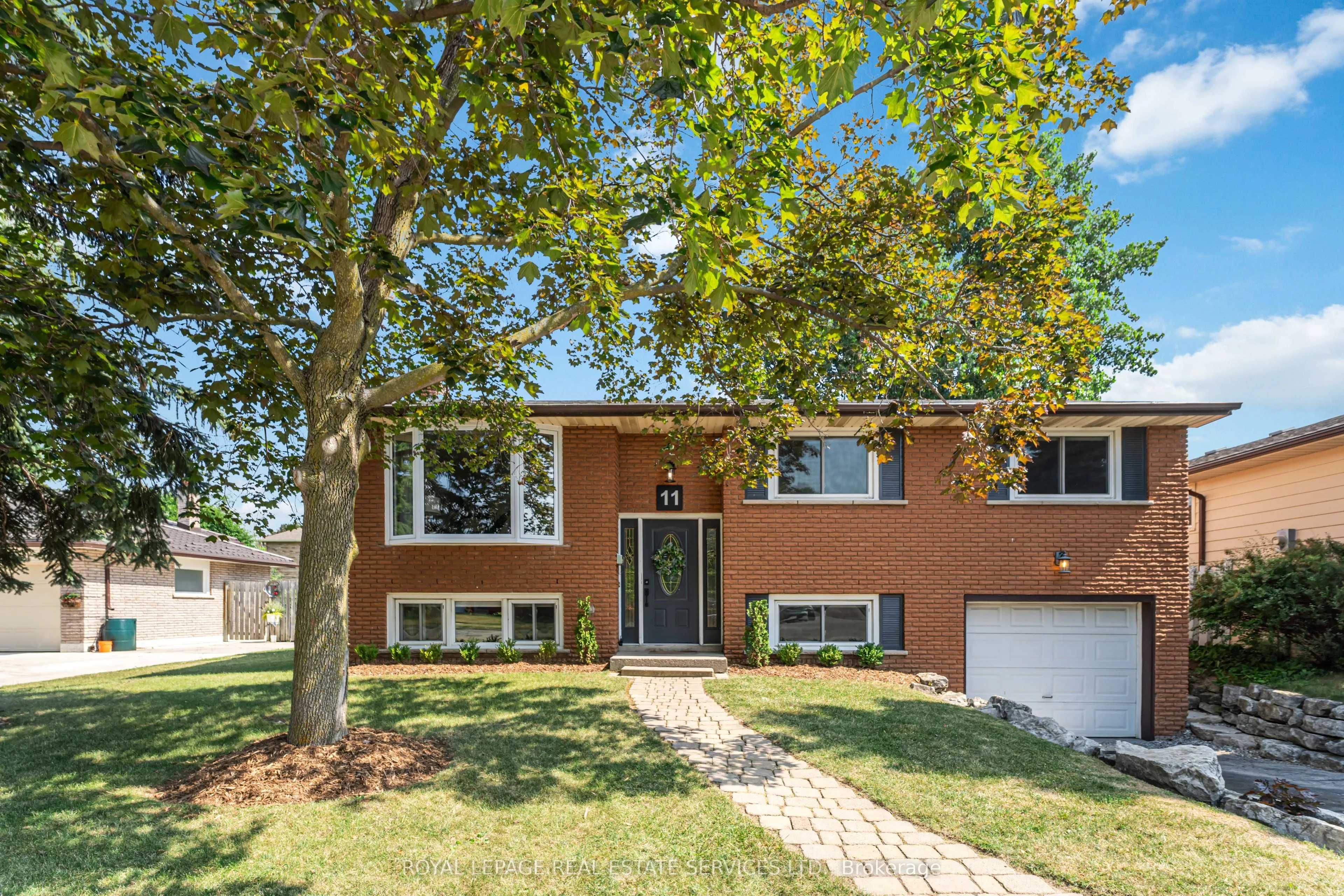 11 Ashwood Court
