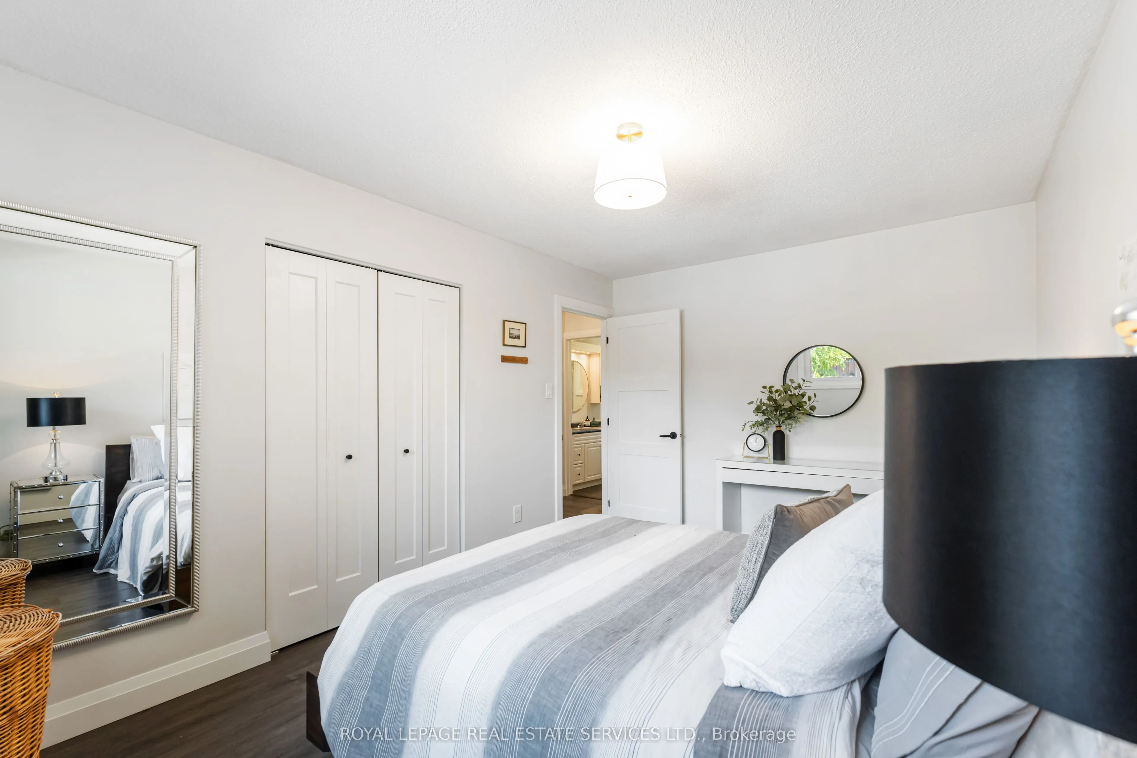 11 Ashwood Court