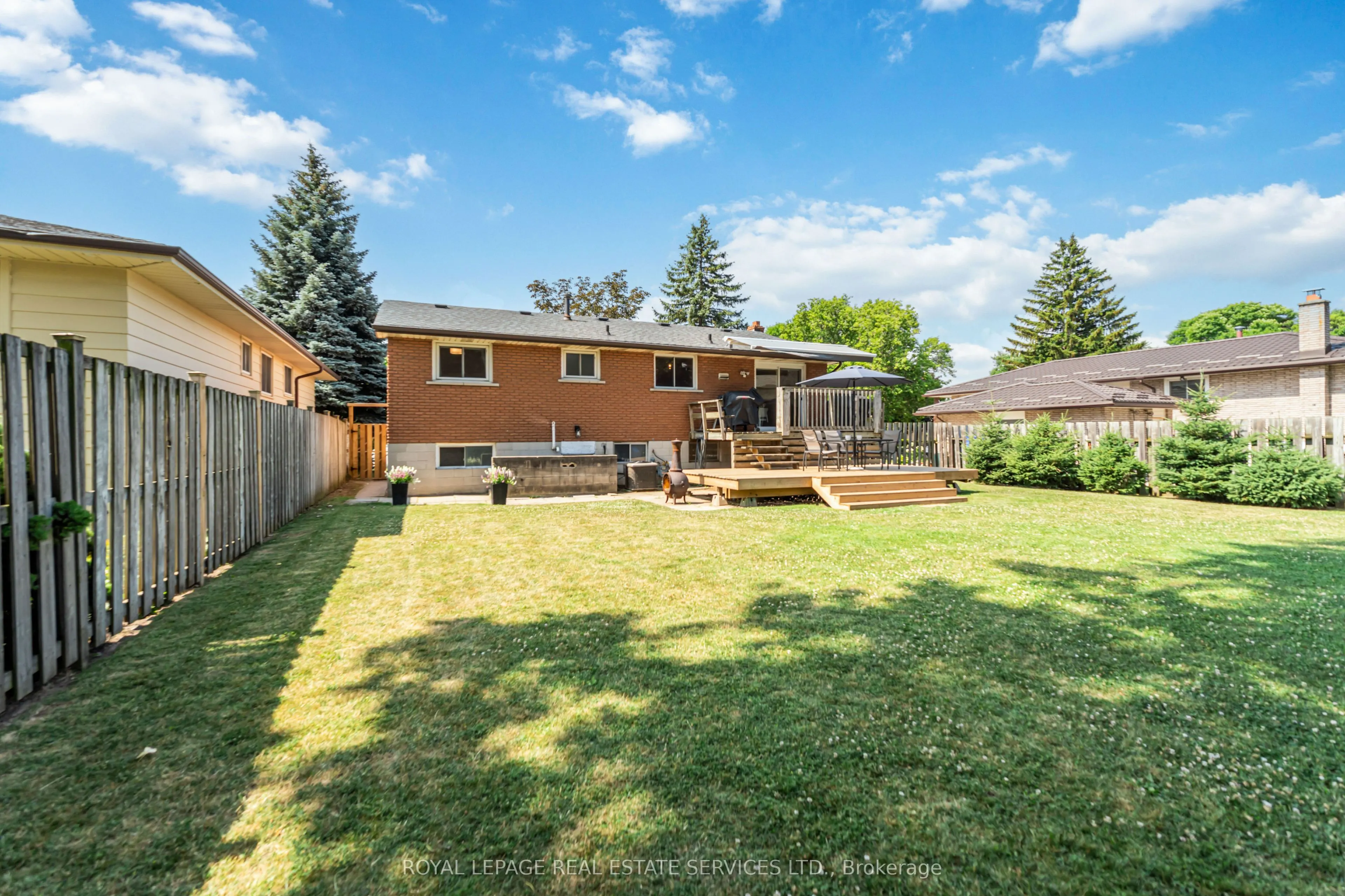 11 Ashwood Court