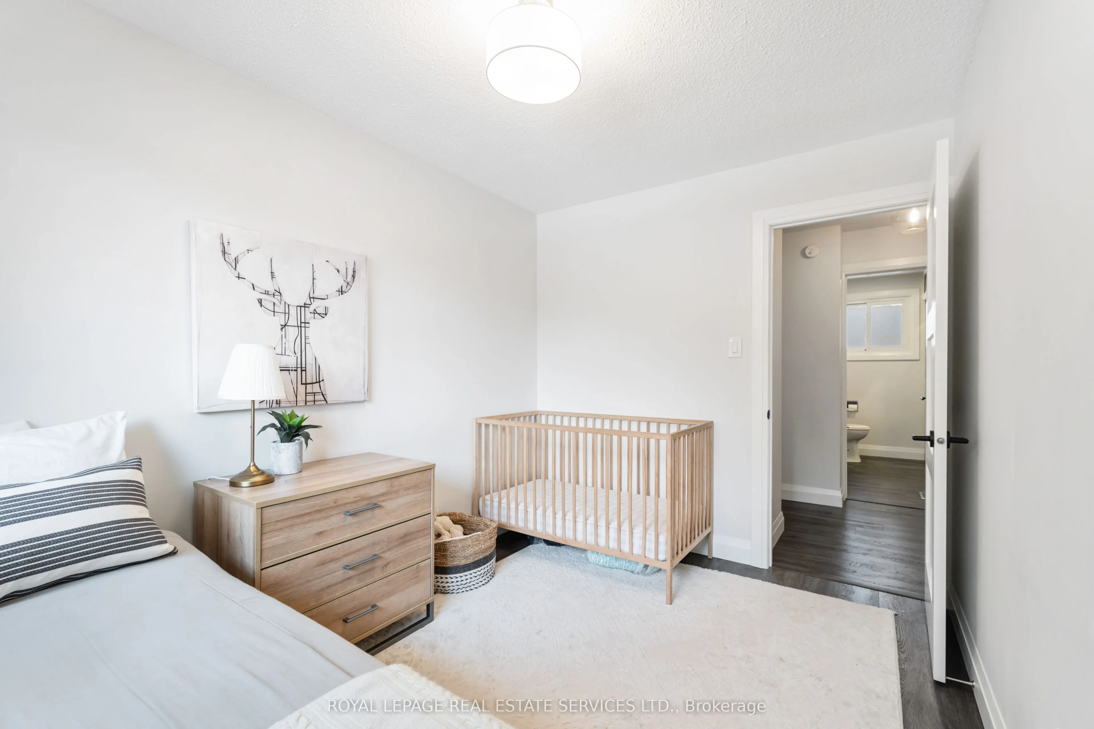 11 Ashwood Court