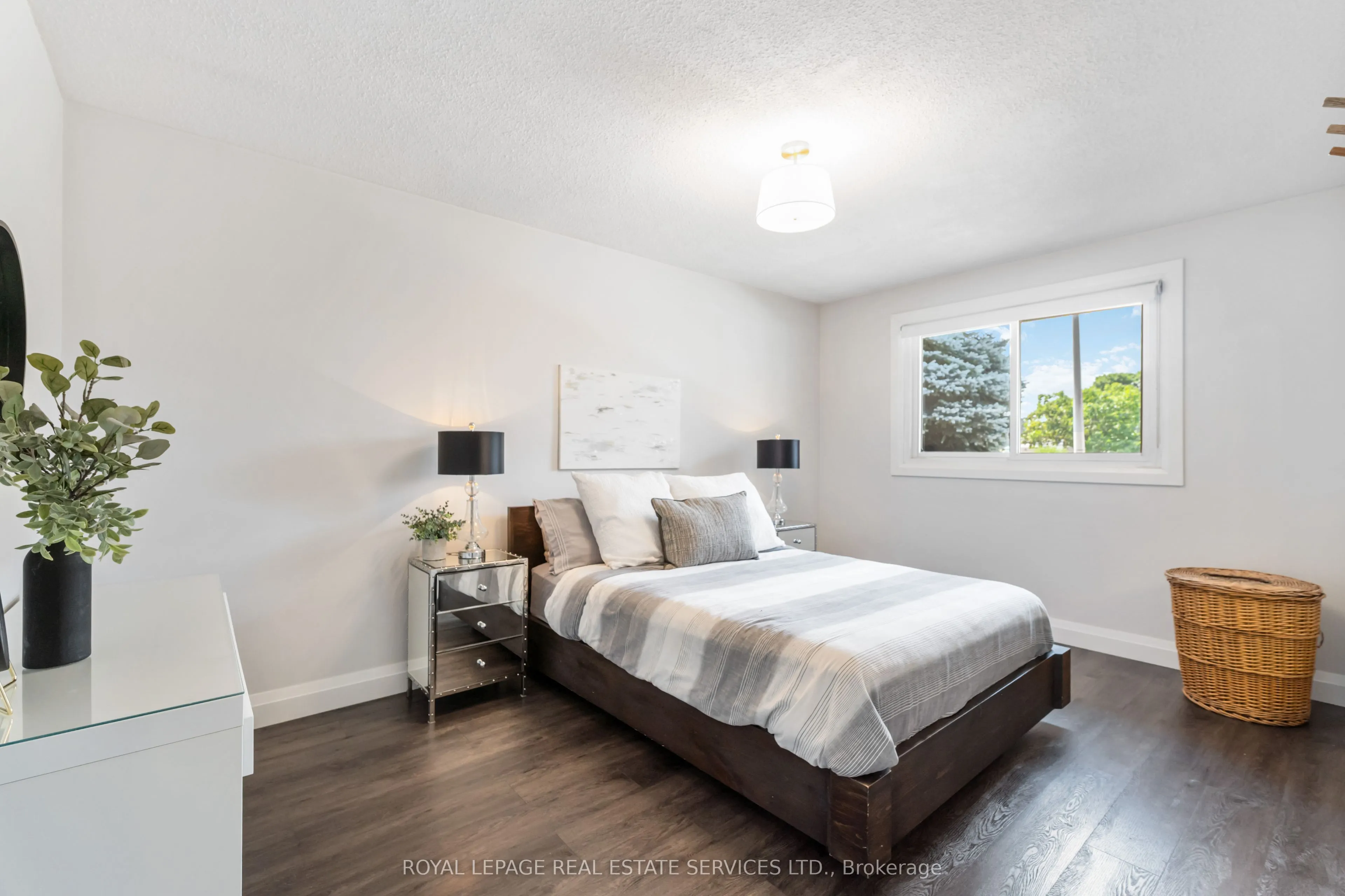 11 Ashwood Court