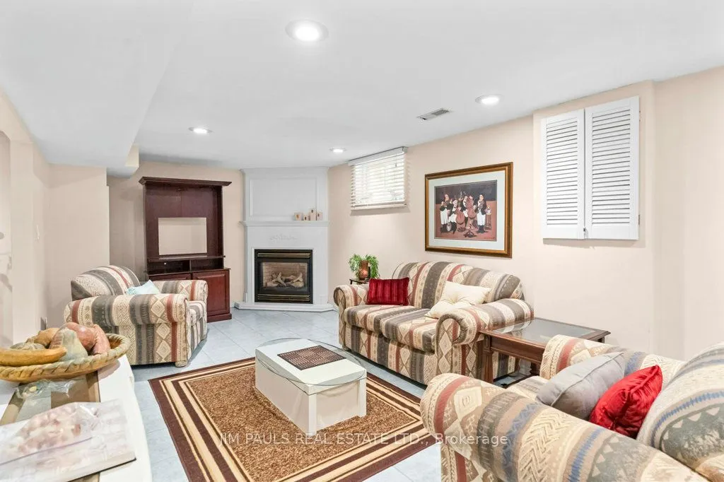 64 Abbot Drive