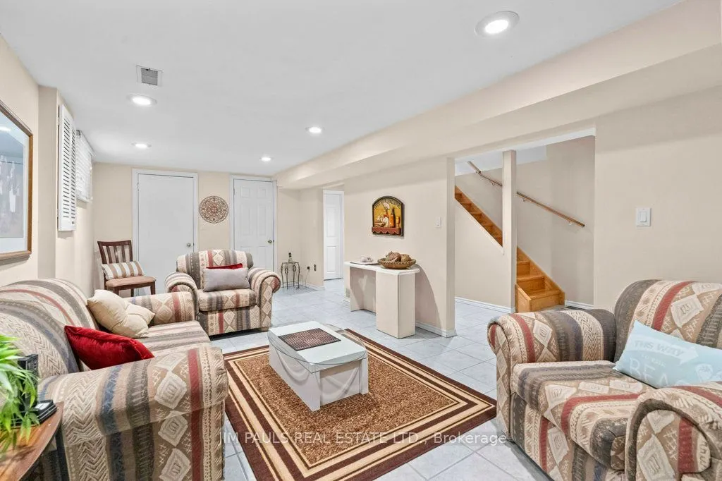 64 Abbot Drive