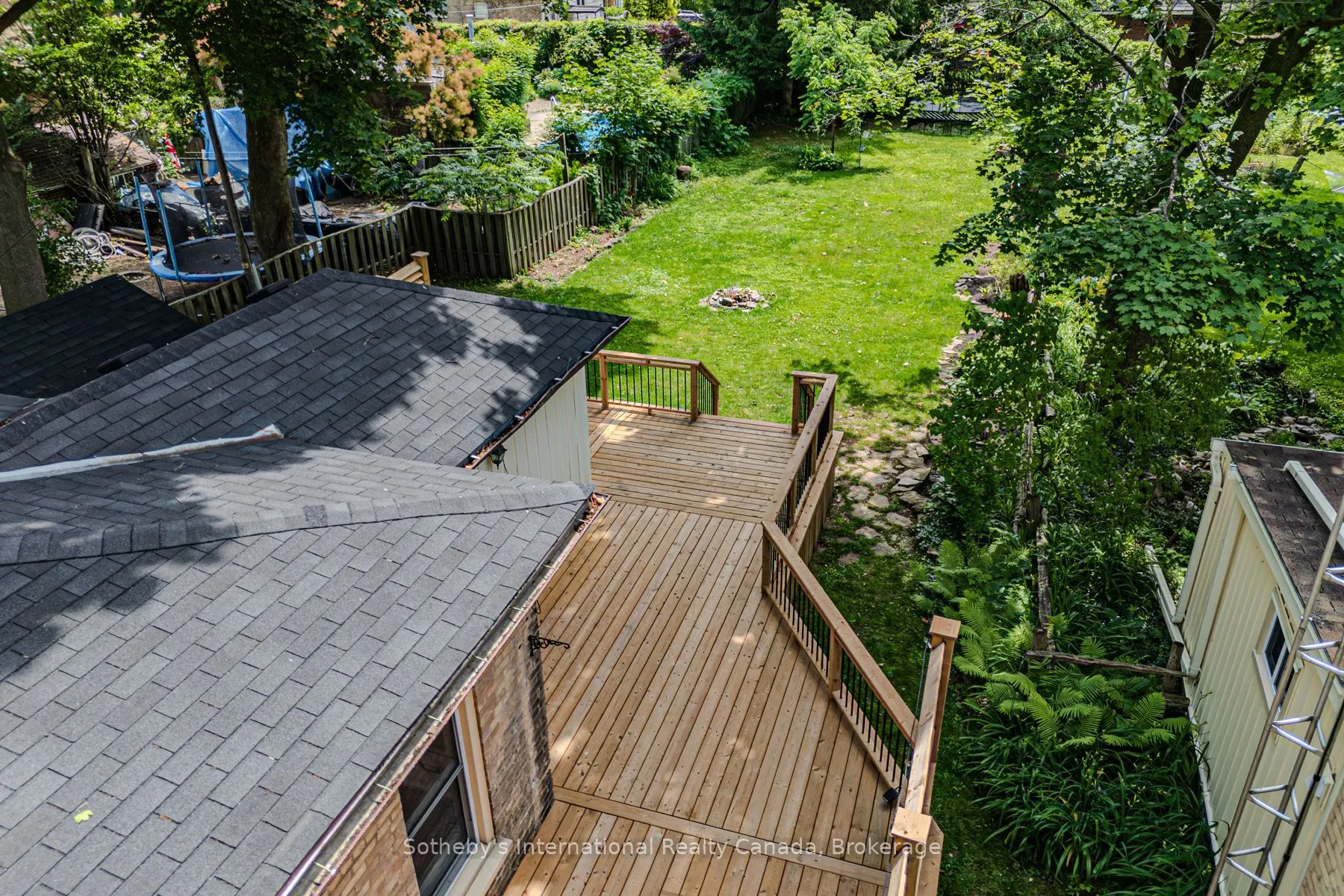 26 Alexander Avenue
