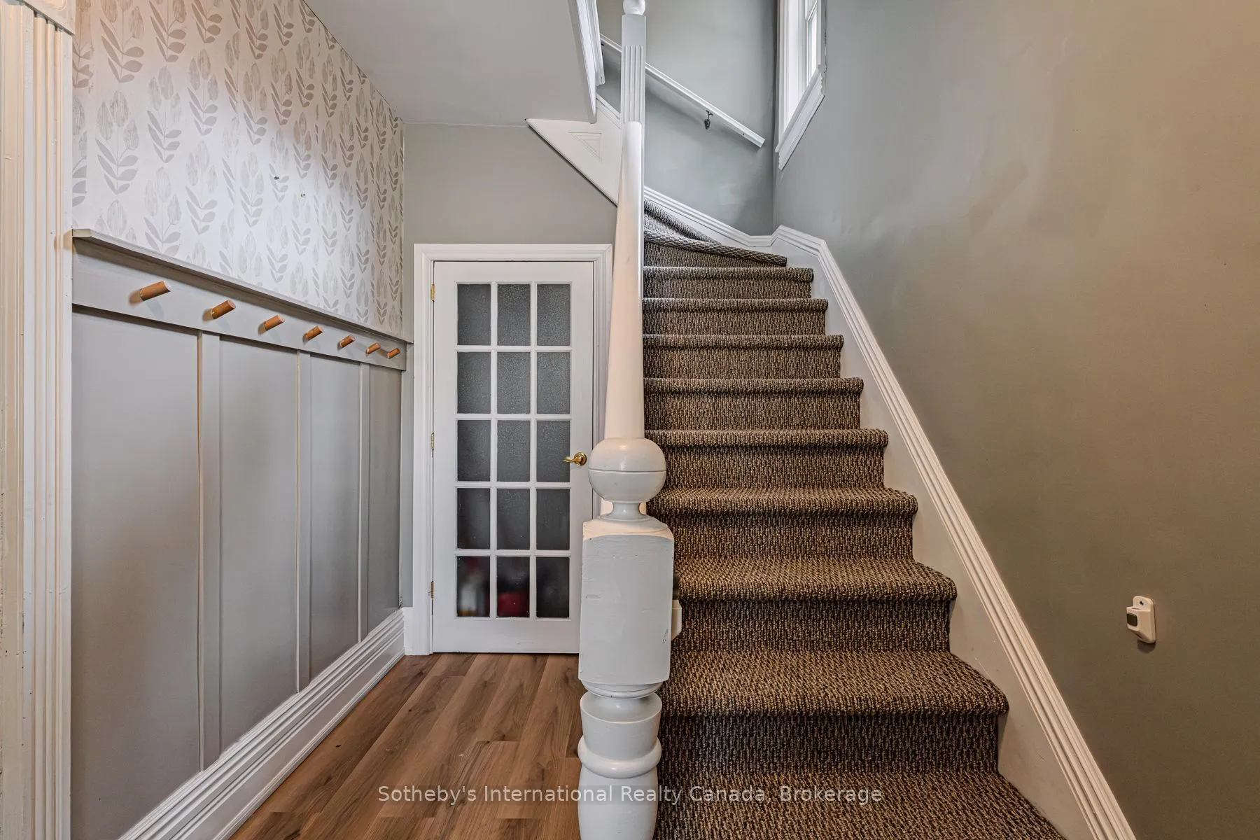 26 Alexander Avenue