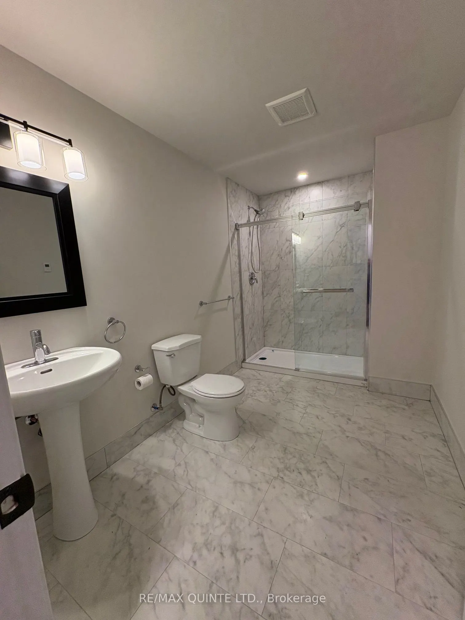 22 McGill Street, #1