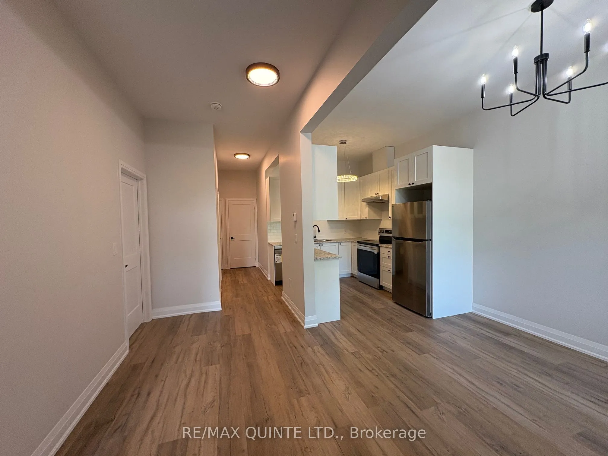 22 McGill Street, #1