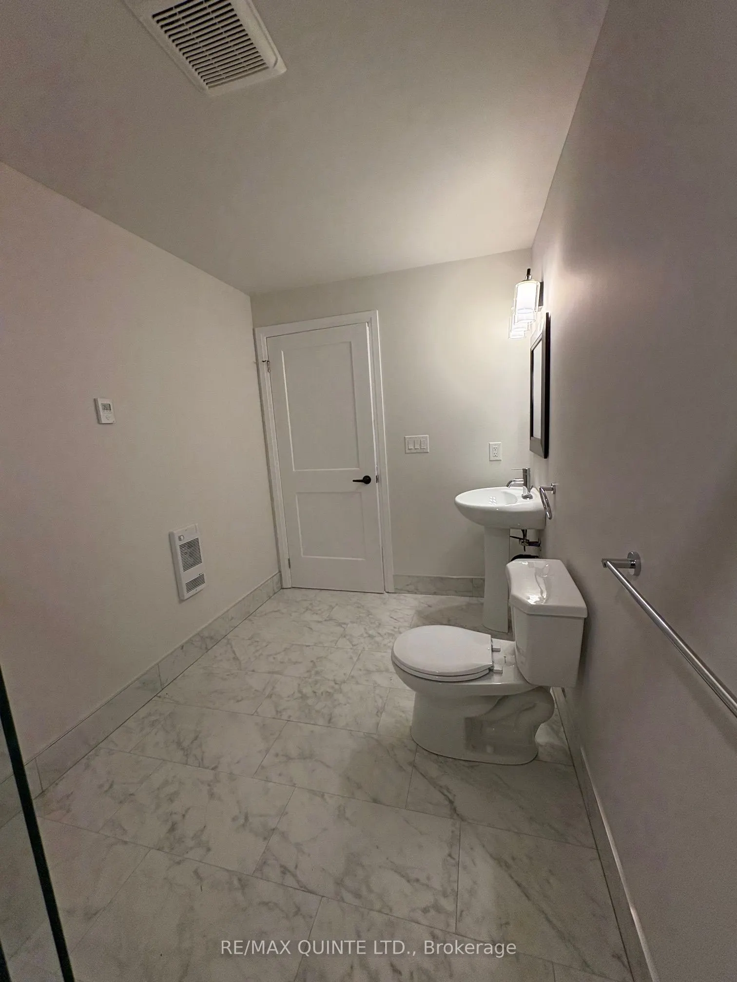 22 McGill Street, #1