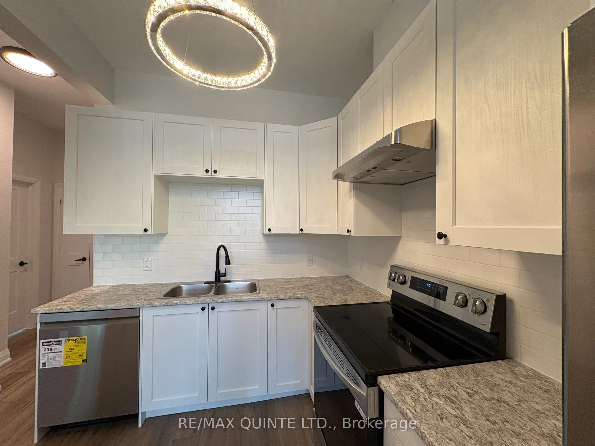 22 McGill Street, #1
