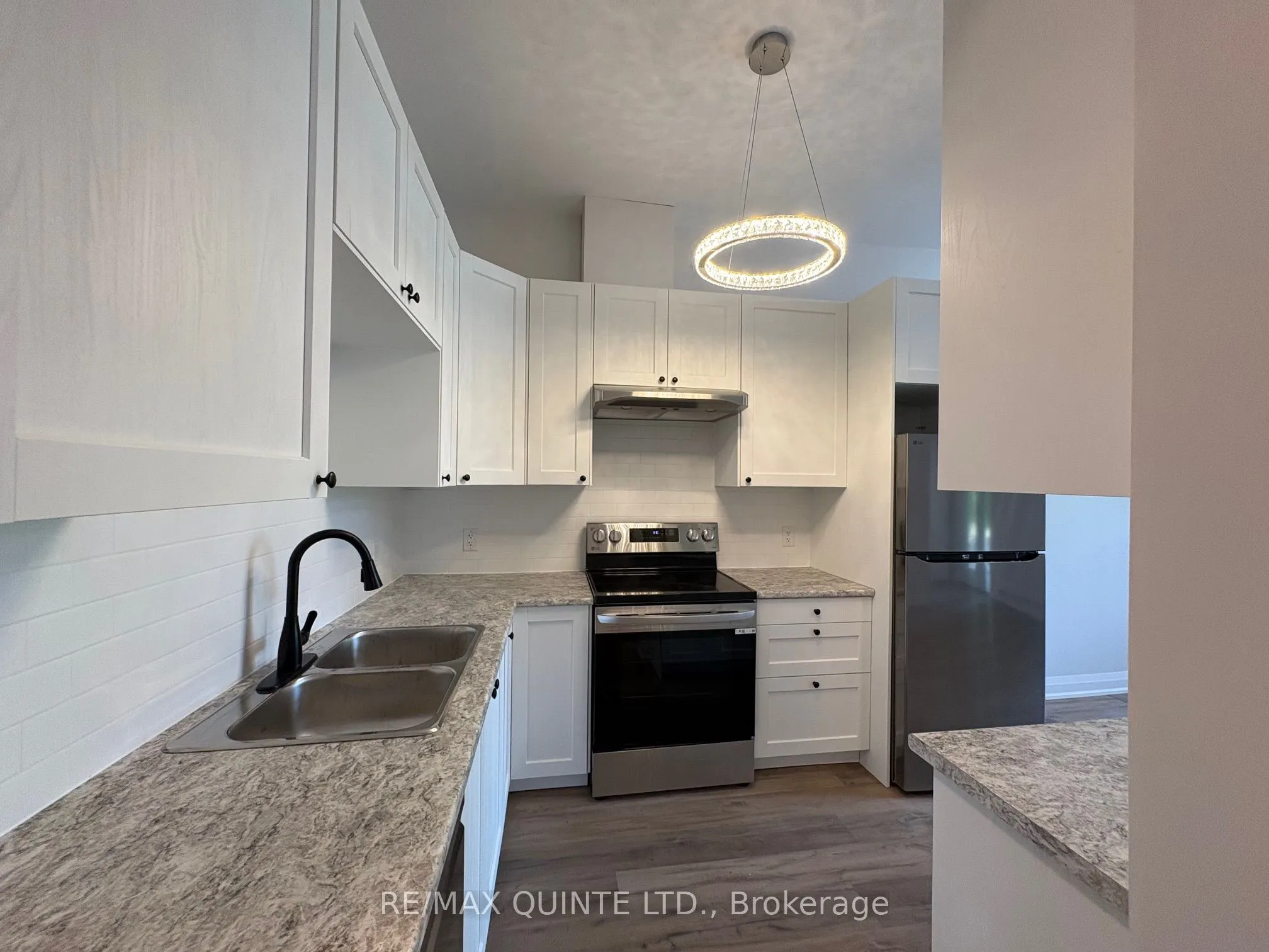 22 McGill Street, #1