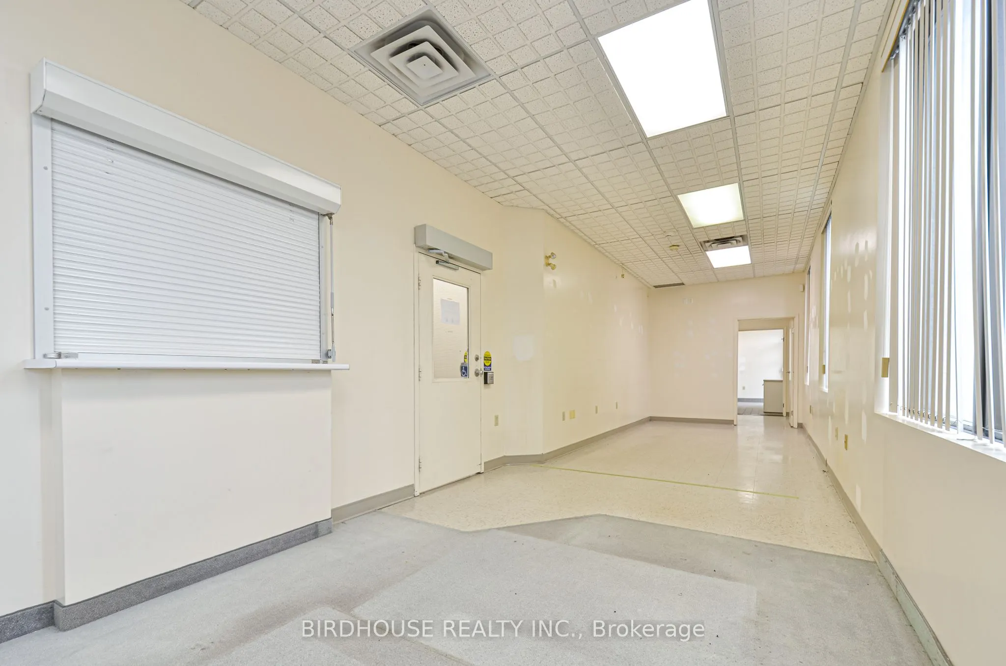 108 Angeline Street S, #2-2575SqFt
