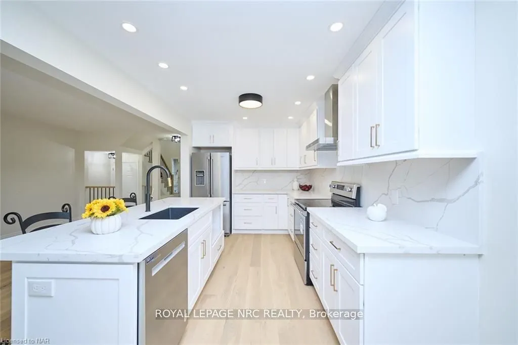 76 Loretta Drive