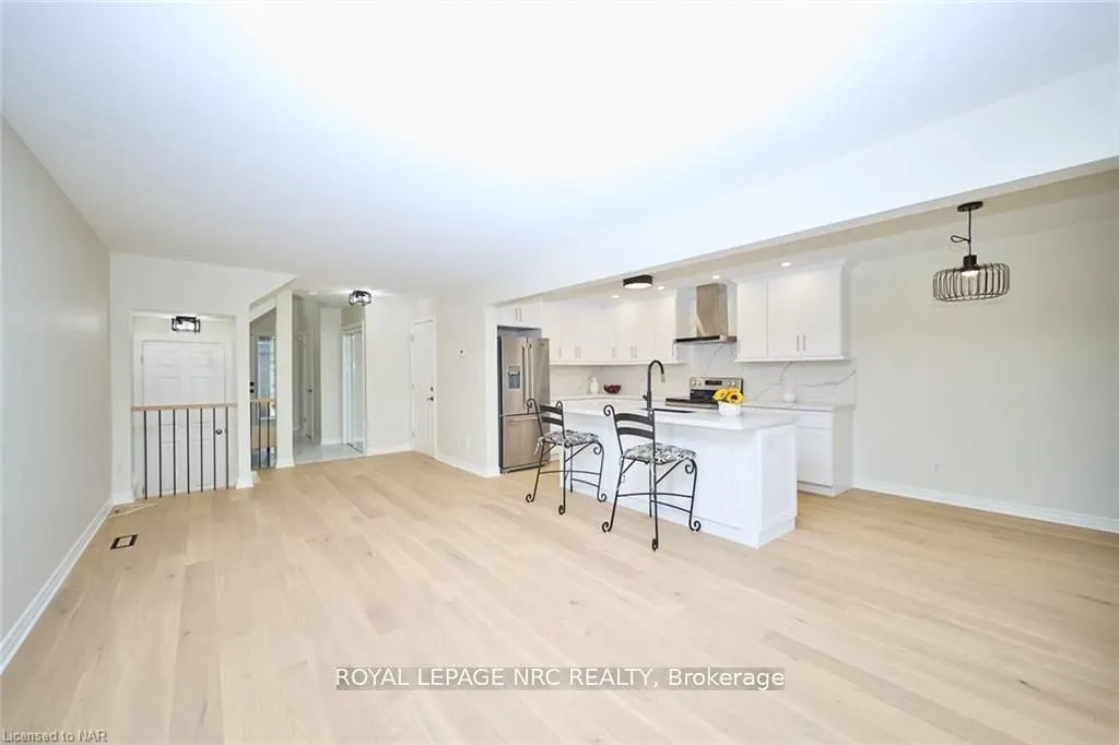 76 Loretta Drive